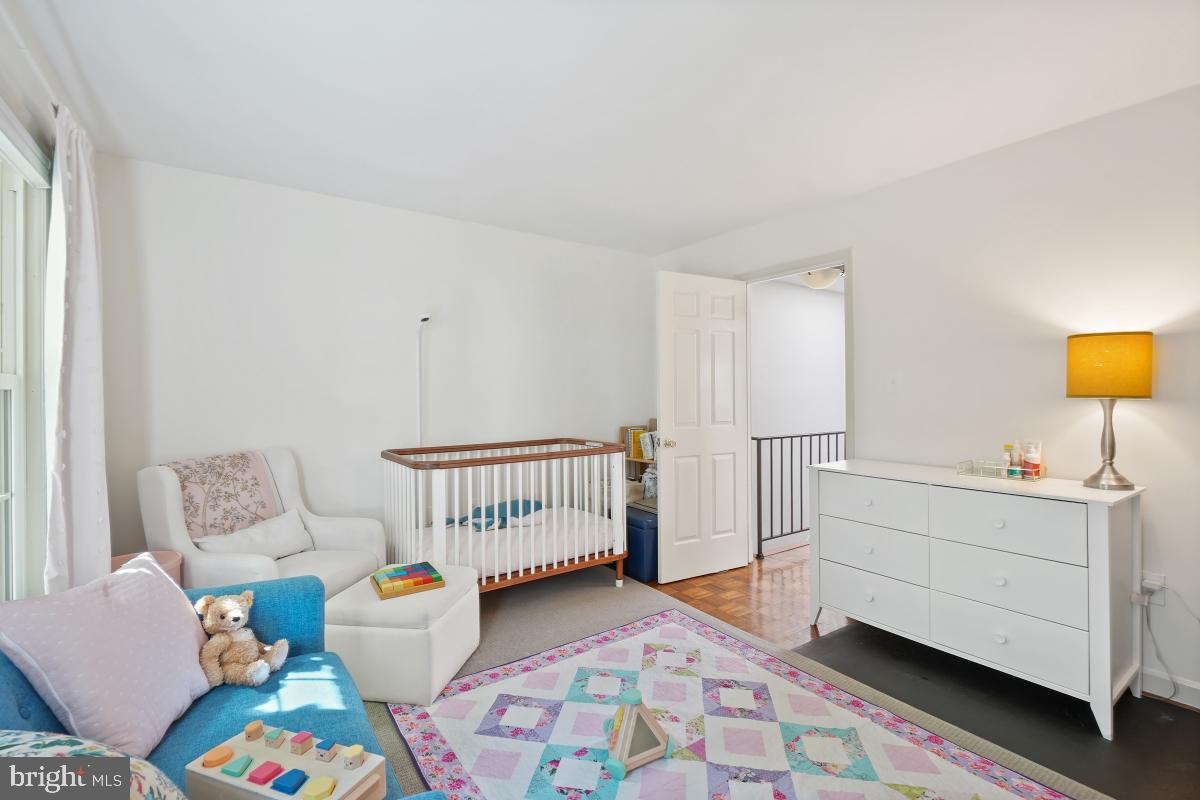 4607 MACARTHUR BLVD NW #B, WASHINGTON, District Of Columbia 20007, 2 Bedrooms Bedrooms, ,2 BathroomsBathrooms,Residential,For sale,4607 MACARTHUR BLVD NW #B,DCDC2246720 MLS # DCDC2246720