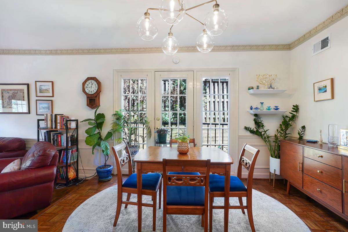 4607 MACARTHUR BLVD NW #B, WASHINGTON, District Of Columbia 20007, 2 Bedrooms Bedrooms, ,2 BathroomsBathrooms,Residential,For sale,4607 MACARTHUR BLVD NW #B,DCDC2246720 MLS # DCDC2246720