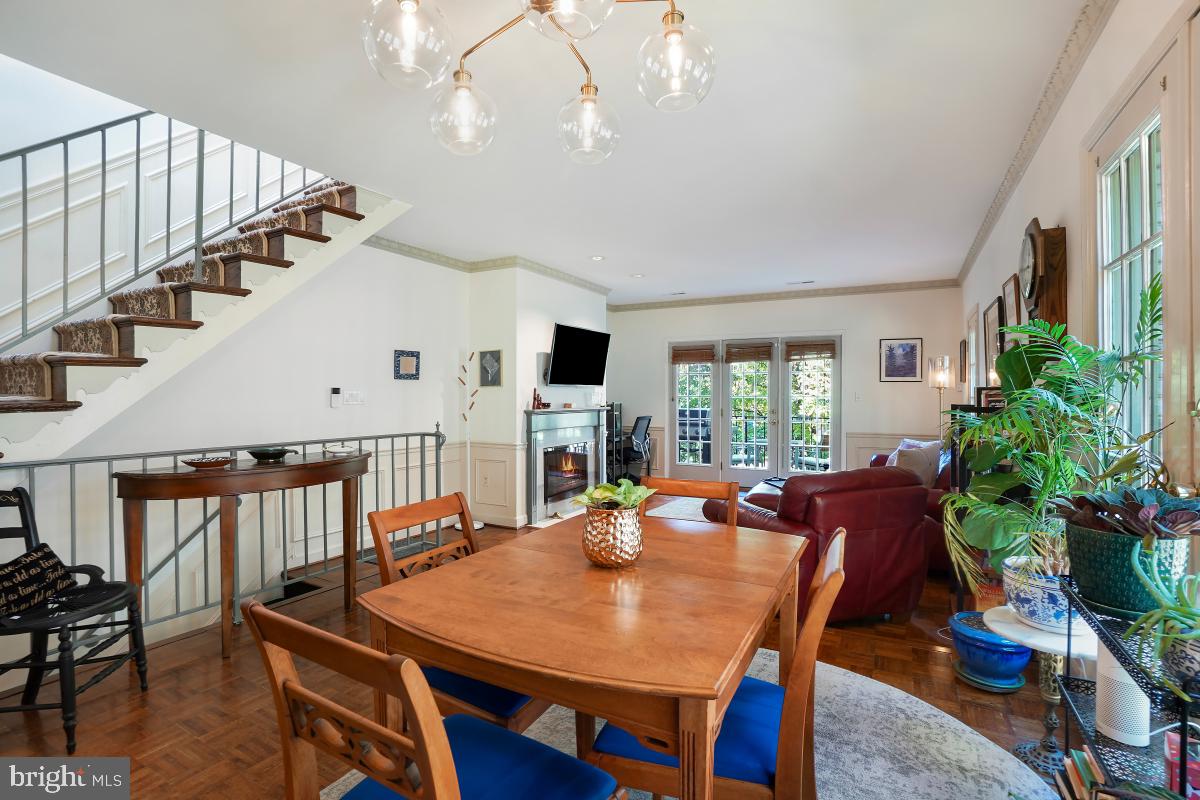 4607 MACARTHUR BLVD NW #B, WASHINGTON, District Of Columbia 20007, 2 Bedrooms Bedrooms, ,2 BathroomsBathrooms,Residential,For sale,4607 MACARTHUR BLVD NW #B,DCDC2246720 MLS # DCDC2246720