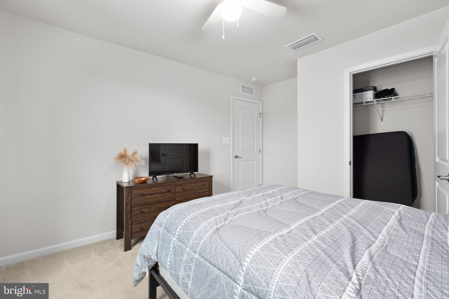 6427 HAWKEYE DR, KING GEORGE, Virginia 22485, 4 Bedrooms Bedrooms, ,2 BathroomsBathrooms,Residential,For sale,6427 HAWKEYE DR,VAKG2007660 MLS # VAKG2007660 6427 HAWKEYE DR, KING GEORGE, Virginia 22485, 4 Bedrooms Bedrooms, ,2 BathroomsBathrooms,Residential,For sale,6427 HAWKEYE DR,VAKG2007660 MLS # VAKG2007660