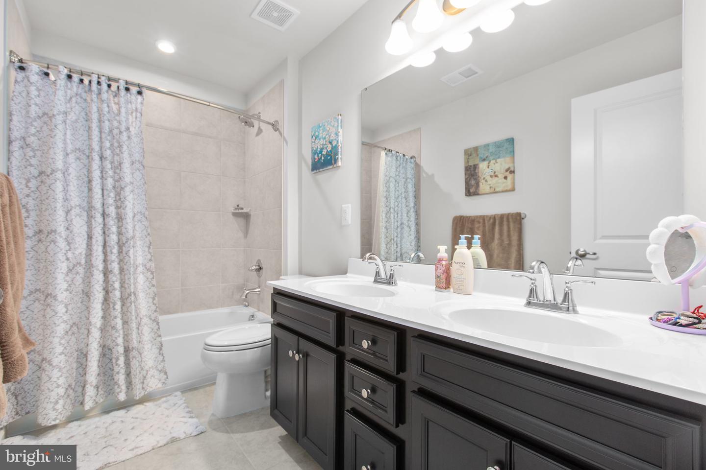 6427 HAWKEYE DR, KING GEORGE, Virginia 22485, 4 Bedrooms Bedrooms, ,2 BathroomsBathrooms,Residential,For sale,6427 HAWKEYE DR,VAKG2007660 MLS # VAKG2007660 6427 HAWKEYE DR, KING GEORGE, Virginia 22485, 4 Bedrooms Bedrooms, ,2 BathroomsBathrooms,Residential,For sale,6427 HAWKEYE DR,VAKG2007660 MLS # VAKG2007660