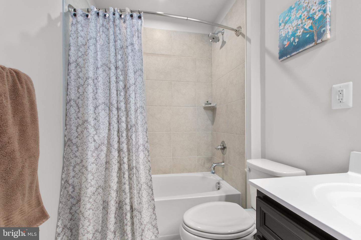 6427 HAWKEYE DR, KING GEORGE, Virginia 22485, 4 Bedrooms Bedrooms, ,2 BathroomsBathrooms,Residential,For sale,6427 HAWKEYE DR,VAKG2007660 MLS # VAKG2007660 6427 HAWKEYE DR, KING GEORGE, Virginia 22485, 4 Bedrooms Bedrooms, ,2 BathroomsBathrooms,Residential,For sale,6427 HAWKEYE DR,VAKG2007660 MLS # VAKG2007660