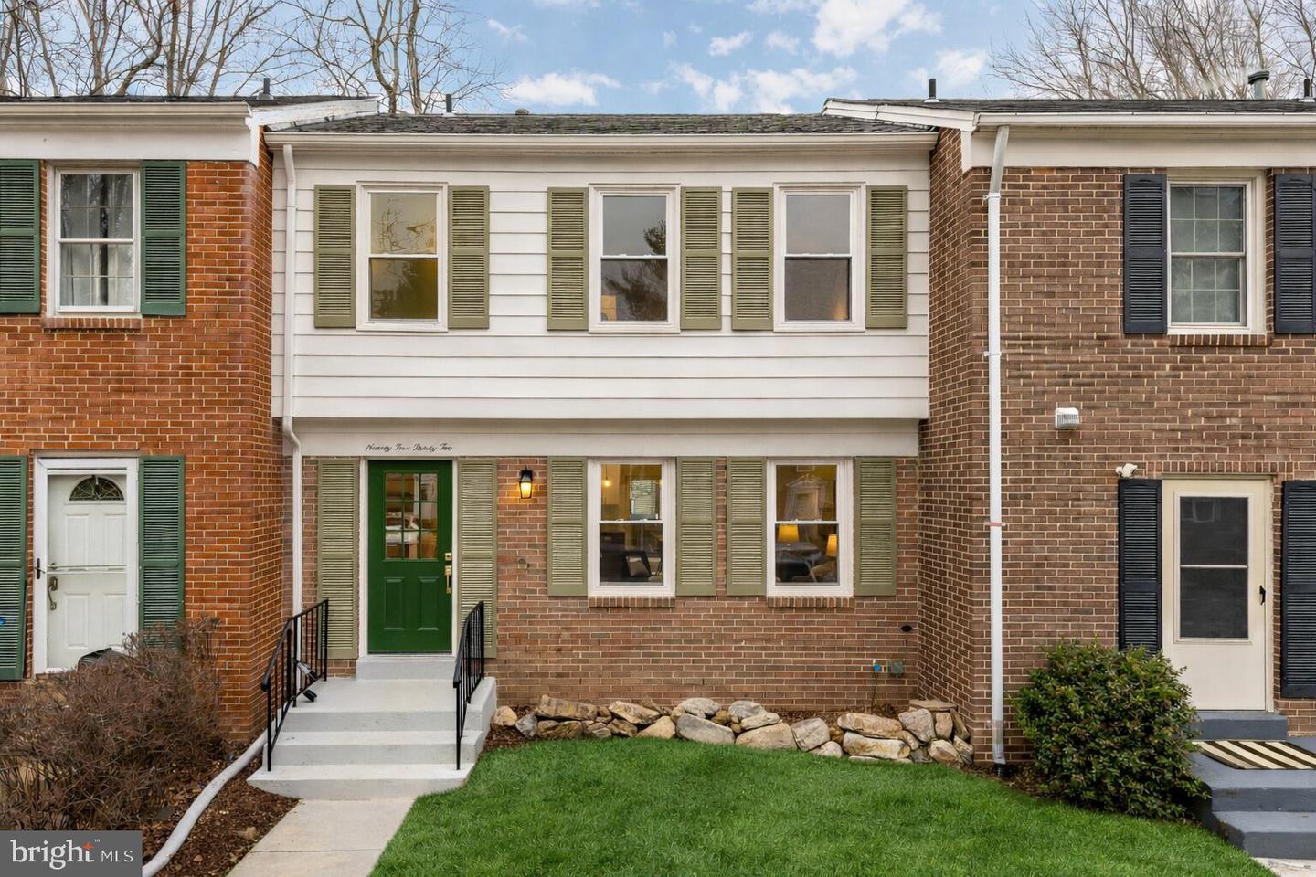 9532 BURDETT RD, BURKE, Virginia 22015, 4 Bedrooms Bedrooms, ,3 BathroomsBathrooms,Residential,For sale,9532 BURDETT RD,VAFX2291694 MLS # VAFX2291694 9532 BURDETT RD, BURKE, Virginia 22015, 4 Bedrooms Bedrooms, ,3 BathroomsBathrooms,Residential,For sale,9532 BURDETT RD,VAFX2291694 MLS # VAFX2291694