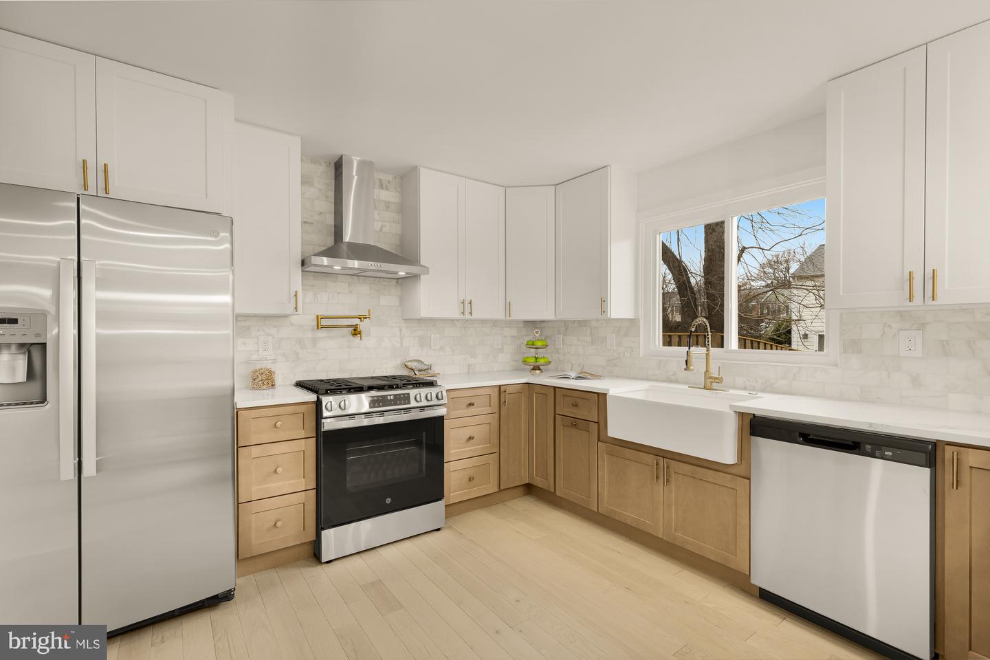 9532 BURDETT RD, BURKE, Virginia 22015, 4 Bedrooms Bedrooms, ,3 BathroomsBathrooms,Residential,For sale,9532 BURDETT RD,VAFX2291694 MLS # VAFX2291694 9532 BURDETT RD, BURKE, Virginia 22015, 4 Bedrooms Bedrooms, ,3 BathroomsBathrooms,Residential,For sale,9532 BURDETT RD,VAFX2291694 MLS # VAFX2291694