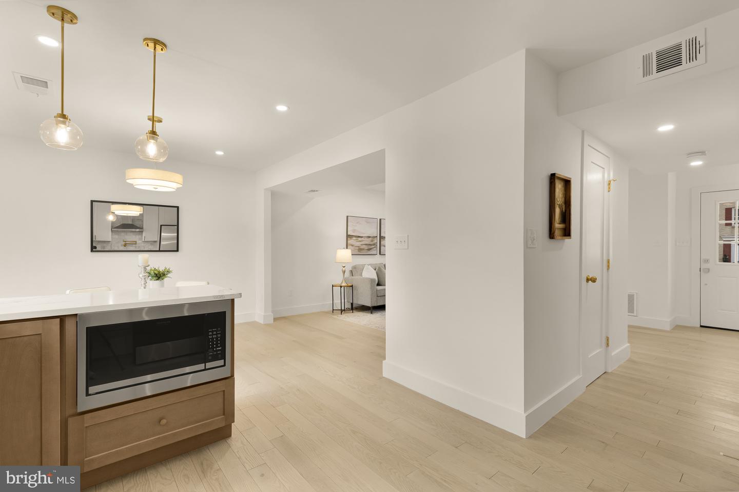 9532 BURDETT RD, BURKE, Virginia 22015, 4 Bedrooms Bedrooms, ,3 BathroomsBathrooms,Residential,For sale,9532 BURDETT RD,VAFX2291694 MLS # VAFX2291694 9532 BURDETT RD, BURKE, Virginia 22015, 4 Bedrooms Bedrooms, ,3 BathroomsBathrooms,Residential,For sale,9532 BURDETT RD,VAFX2291694 MLS # VAFX2291694