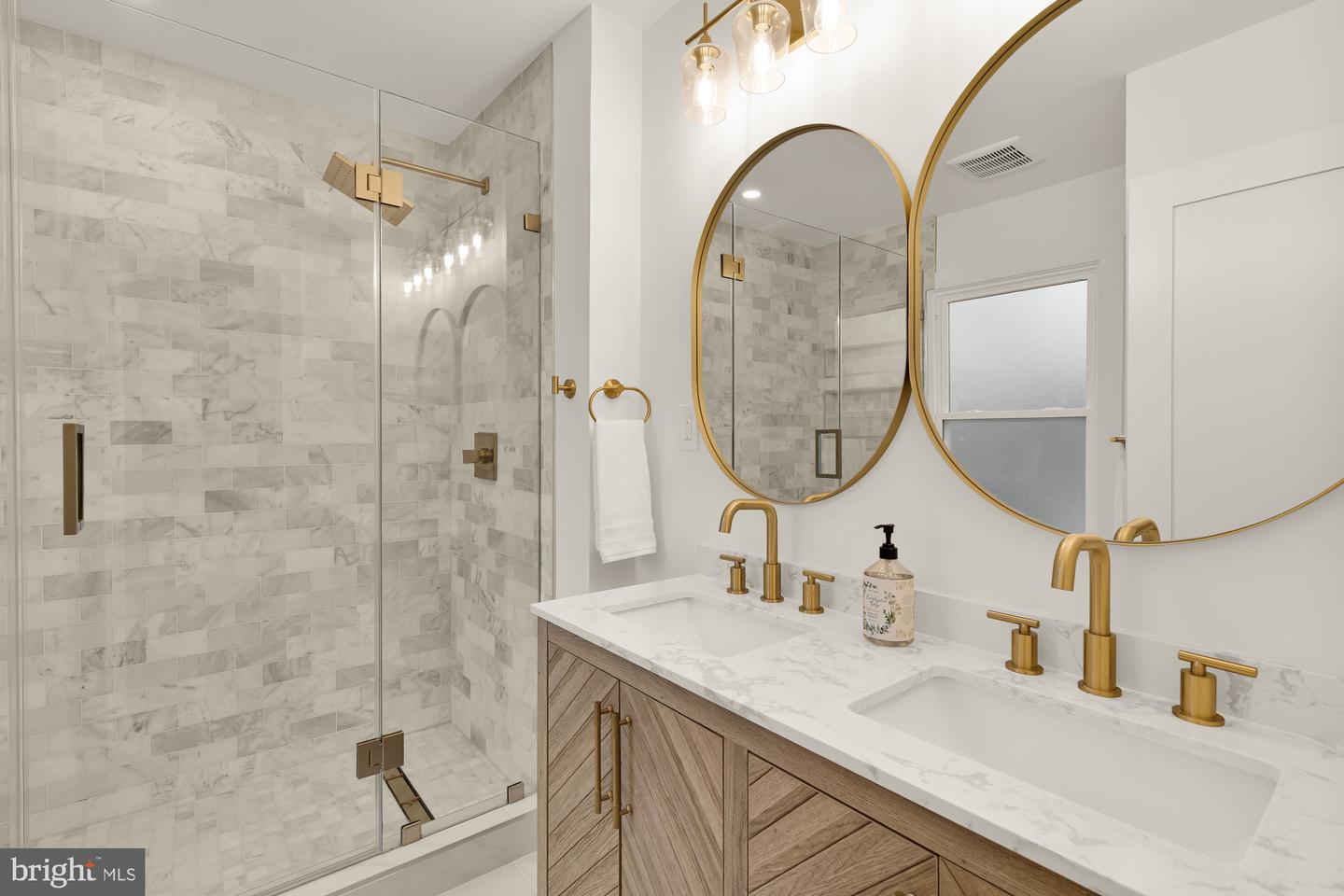 9532 BURDETT RD, BURKE, Virginia 22015, 4 Bedrooms Bedrooms, ,3 BathroomsBathrooms,Residential,For sale,9532 BURDETT RD,VAFX2291694 MLS # VAFX2291694 9532 BURDETT RD, BURKE, Virginia 22015, 4 Bedrooms Bedrooms, ,3 BathroomsBathrooms,Residential,For sale,9532 BURDETT RD,VAFX2291694 MLS # VAFX2291694