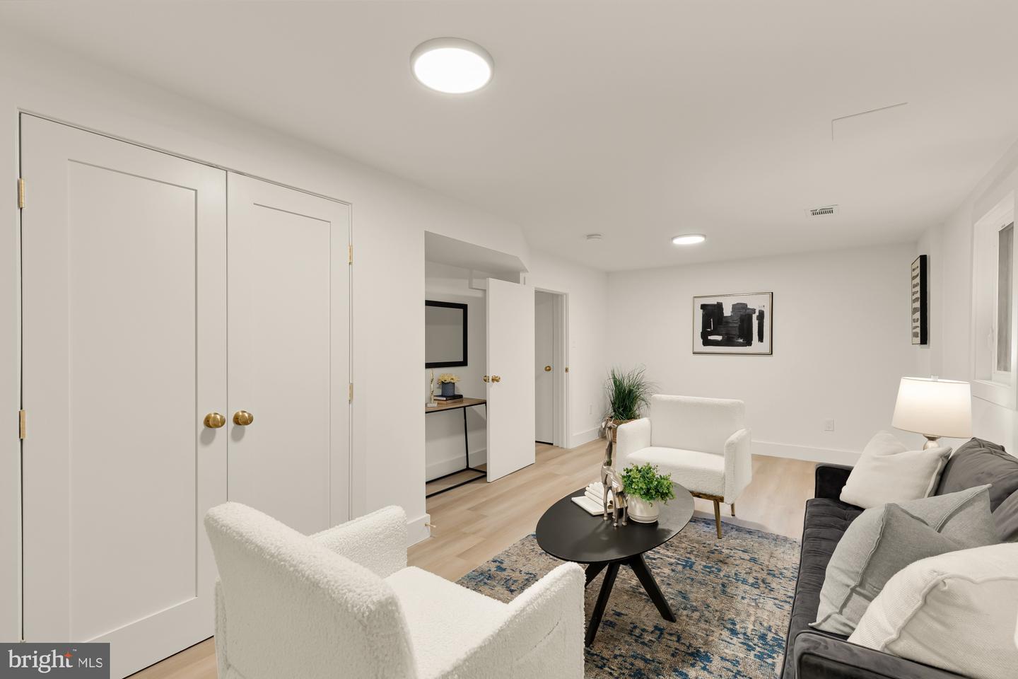 9532 BURDETT RD, BURKE, Virginia 22015, 4 Bedrooms Bedrooms, ,3 BathroomsBathrooms,Residential,For sale,9532 BURDETT RD,VAFX2291694 MLS # VAFX2291694 9532 BURDETT RD, BURKE, Virginia 22015, 4 Bedrooms Bedrooms, ,3 BathroomsBathrooms,Residential,For sale,9532 BURDETT RD,VAFX2291694 MLS # VAFX2291694