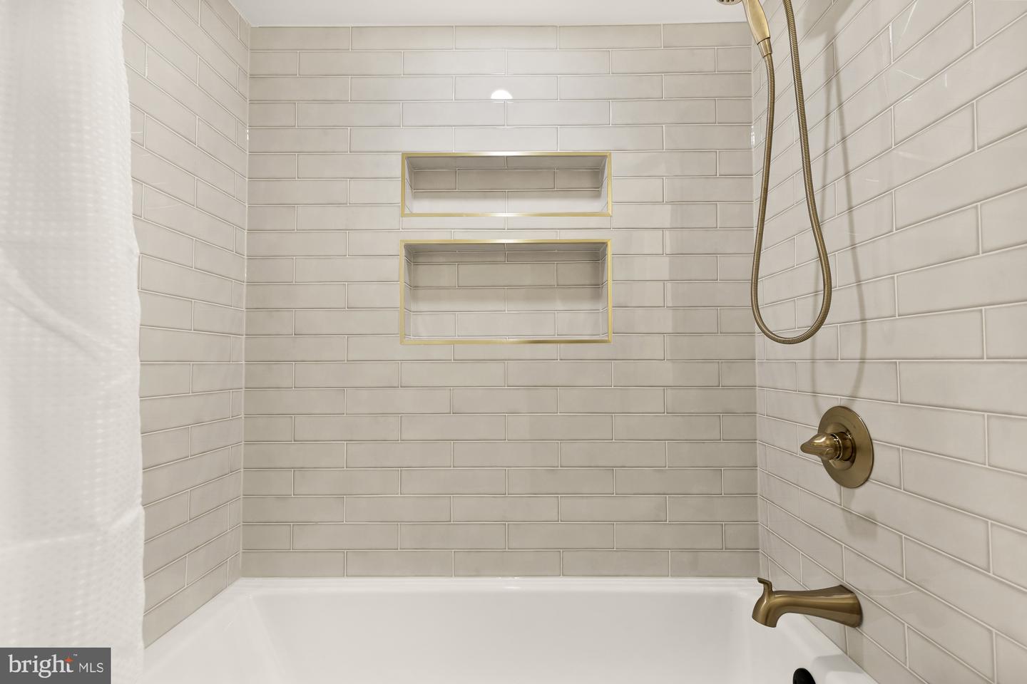 9532 BURDETT RD, BURKE, Virginia 22015, 4 Bedrooms Bedrooms, ,3 BathroomsBathrooms,Residential,For sale,9532 BURDETT RD,VAFX2291694 MLS # VAFX2291694 9532 BURDETT RD, BURKE, Virginia 22015, 4 Bedrooms Bedrooms, ,3 BathroomsBathrooms,Residential,For sale,9532 BURDETT RD,VAFX2291694 MLS # VAFX2291694