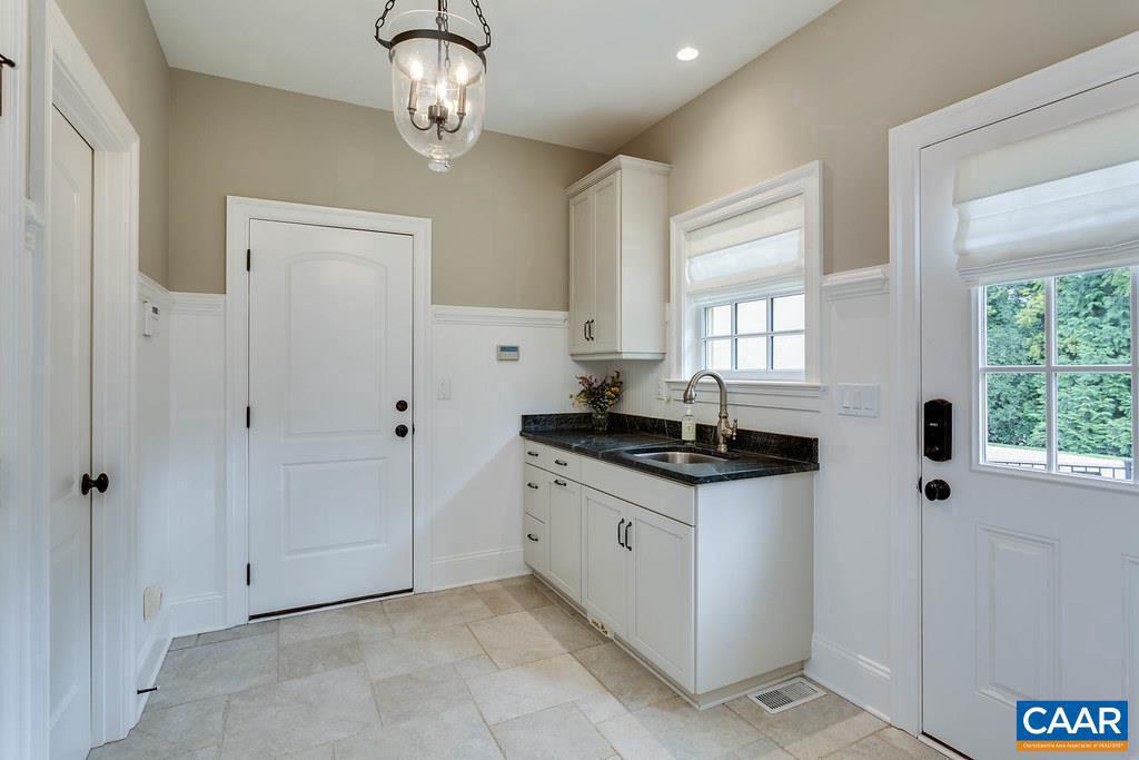 4123 FAIRWAY DR, KESWICK, Virginia 22947, 5 Bedrooms Bedrooms, ,7 BathroomsBathrooms,Residential,For sale,4123 FAIRWAY DR,673449 MLS # 673449 4123 FAIRWAY DR, KESWICK, Virginia 22947, 5 Bedrooms Bedrooms, ,7 BathroomsBathrooms,Residential,For sale,4123 FAIRWAY DR,673449 MLS # 673449