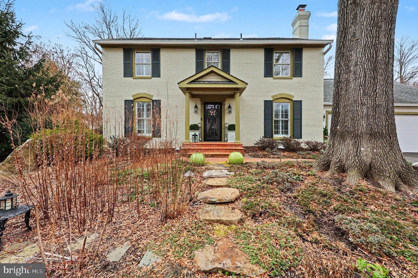 3705 RIVERWOOD CT, ALEXANDRIA, Virginia 22309, 4 Bedrooms Bedrooms, 15 Rooms Rooms,3 BathroomsBathrooms,Residential,For sale,3705 RIVERWOOD CT,VAFX2291850 MLS # VAFX2291850 3705 RIVERWOOD CT, ALEXANDRIA, Virginia 22309, 4 Bedrooms Bedrooms, 15 Rooms Rooms,3 BathroomsBathrooms,Residential,For sale,3705 RIVERWOOD CT,VAFX2291850 MLS # VAFX2291850