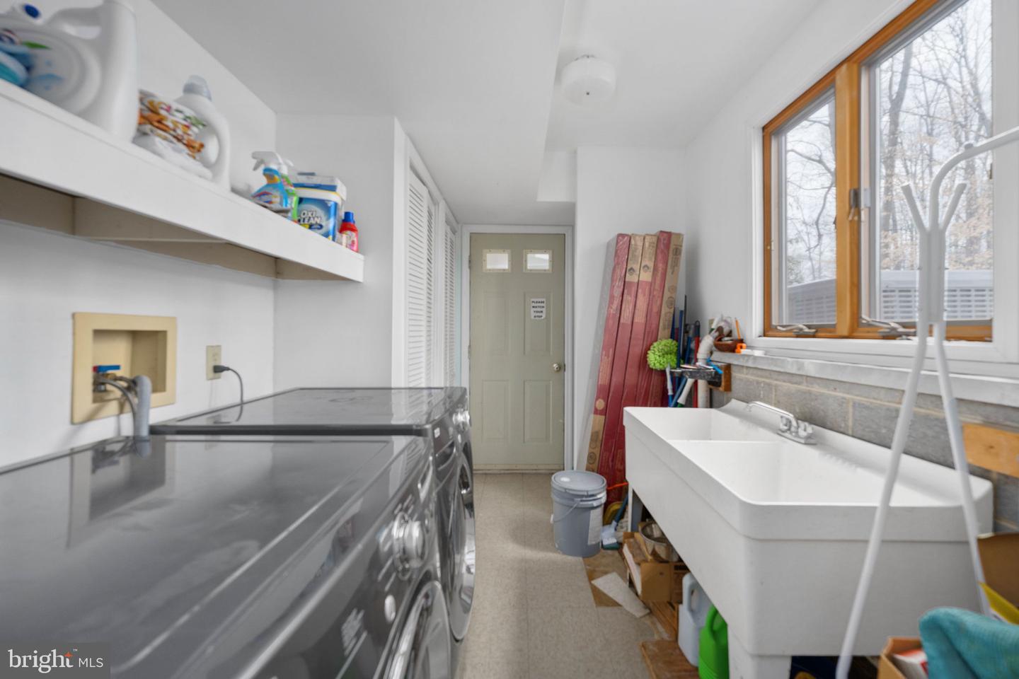 141 BECKY CT, BUMPASS, Virginia 23024, 4 Bedrooms Bedrooms, ,2 BathroomsBathrooms,Residential,For sale,141 BECKY CT,VALA2009312 MLS # VALA2009312