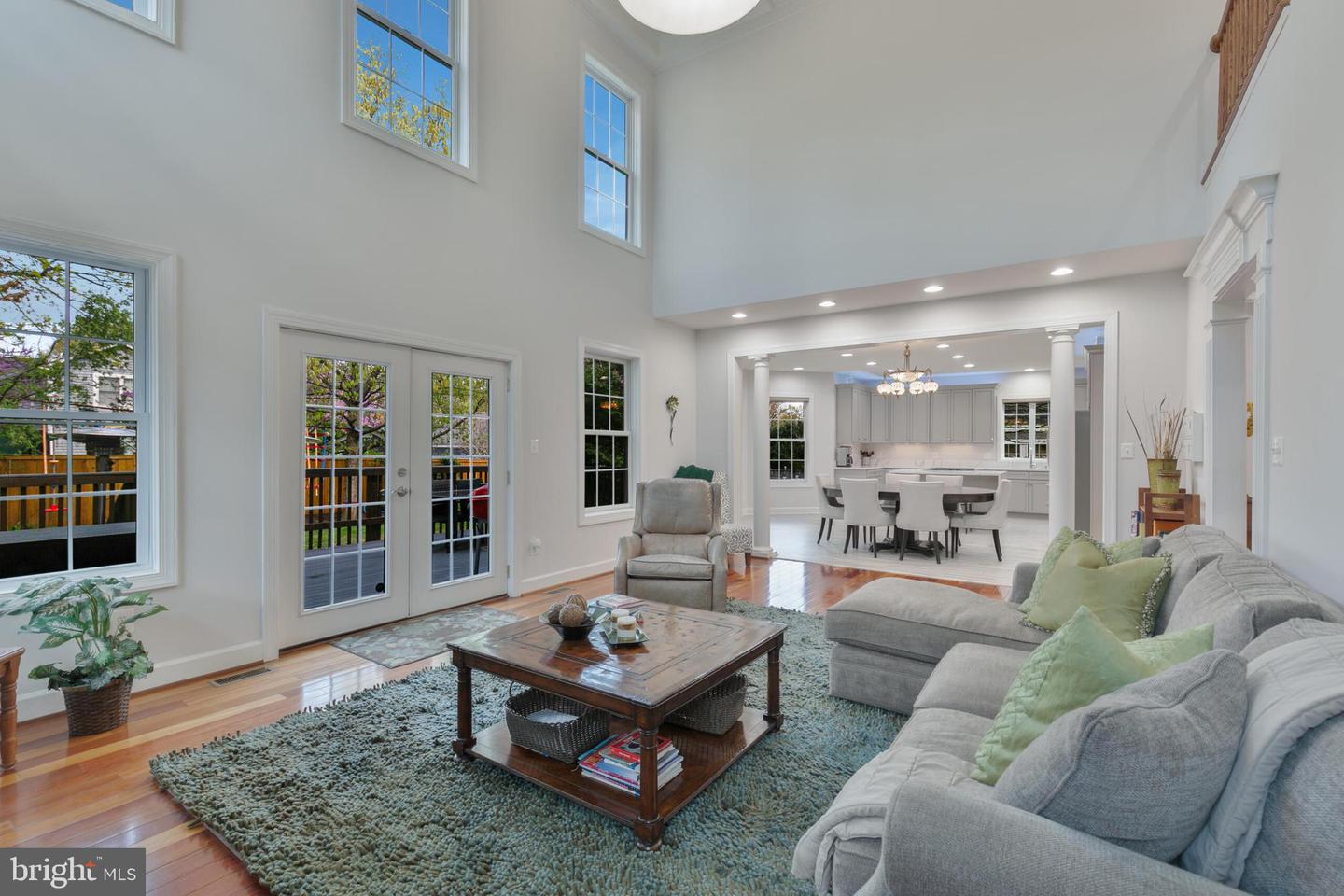 6237 WASHINGTON BLVD, ARLINGTON, Virginia 22205, 5 Bedrooms Bedrooms, ,4 BathroomsBathrooms,Residential,For sale,6237 WASHINGTON BLVD,VAAR2069128 MLS # VAAR2069128