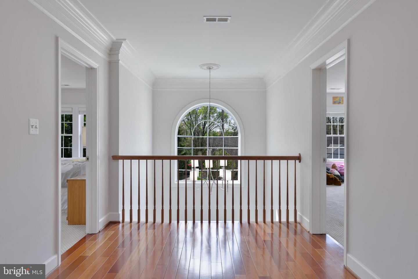 6237 WASHINGTON BLVD, ARLINGTON, Virginia 22205, 5 Bedrooms Bedrooms, ,4 BathroomsBathrooms,Residential,For sale,6237 WASHINGTON BLVD,VAAR2069128 MLS # VAAR2069128