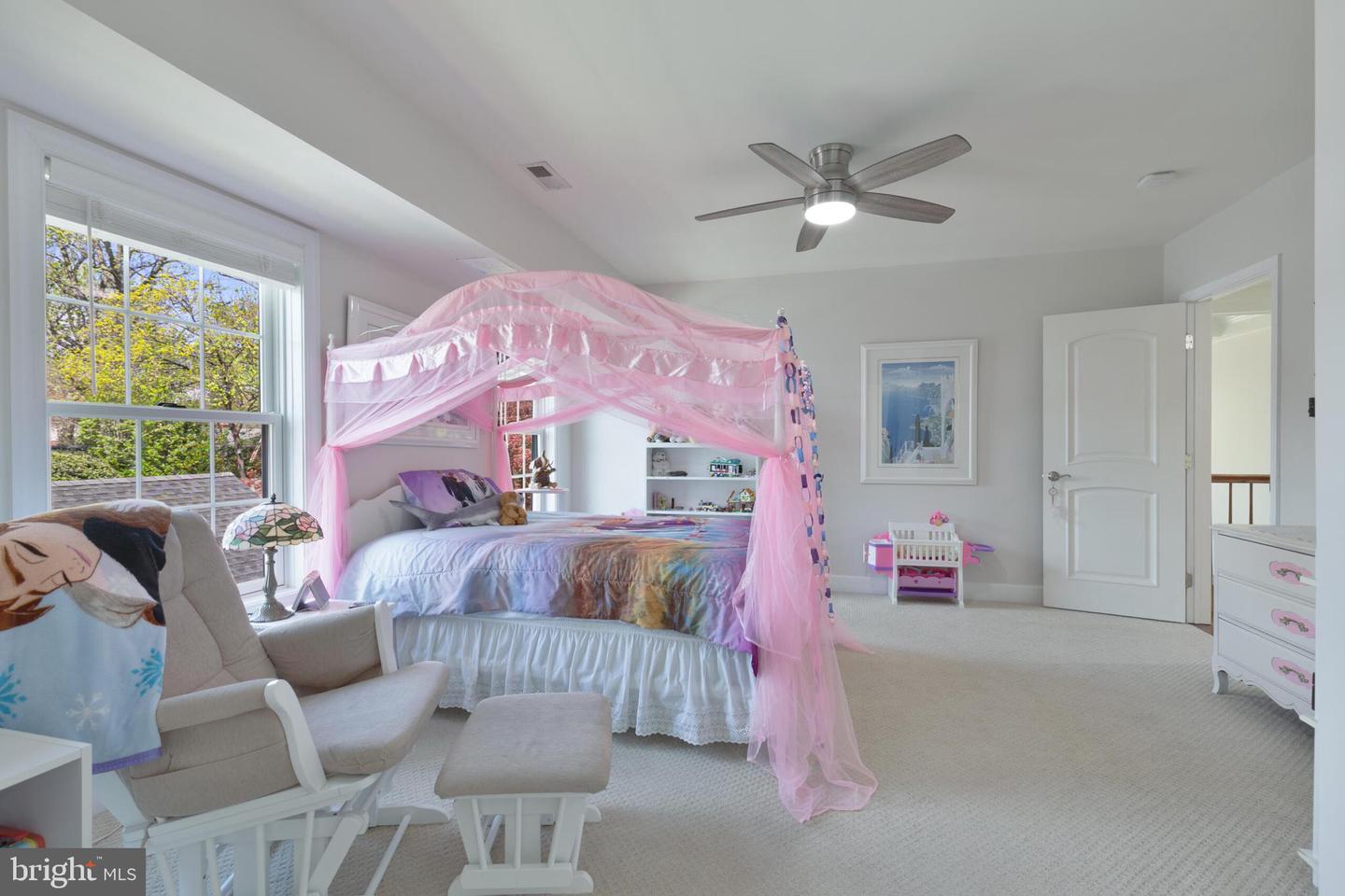 6237 WASHINGTON BLVD, ARLINGTON, Virginia 22205, 5 Bedrooms Bedrooms, ,4 BathroomsBathrooms,Residential,For sale,6237 WASHINGTON BLVD,VAAR2069128 MLS # VAAR2069128