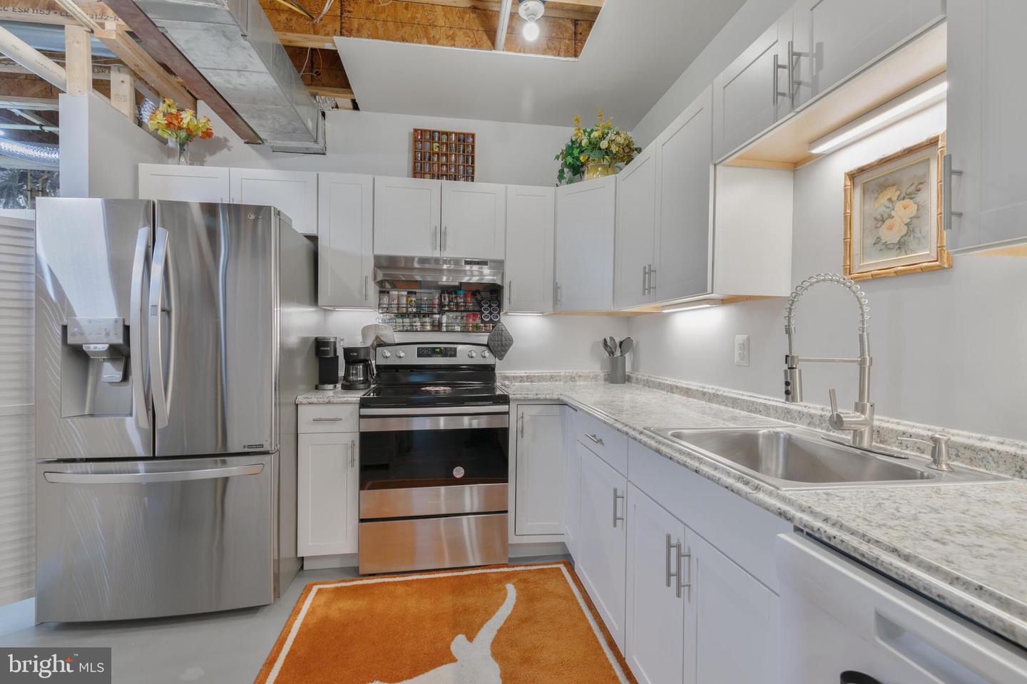 6237 WASHINGTON BLVD, ARLINGTON, Virginia 22205, 5 Bedrooms Bedrooms, ,4 BathroomsBathrooms,Residential,For sale,6237 WASHINGTON BLVD,VAAR2069128 MLS # VAAR2069128