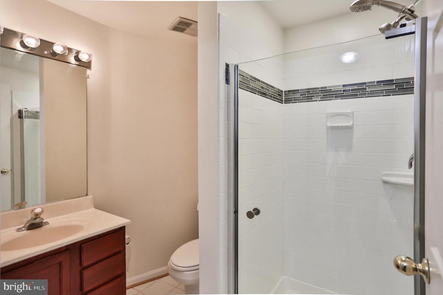 5837 NORHAM DR, ALEXANDRIA, Virginia 22315, 2 Bedrooms Bedrooms, ,2 BathroomsBathrooms,Residential,For sale,5837 NORHAM DR,VAFX2292136 MLS # VAFX2292136