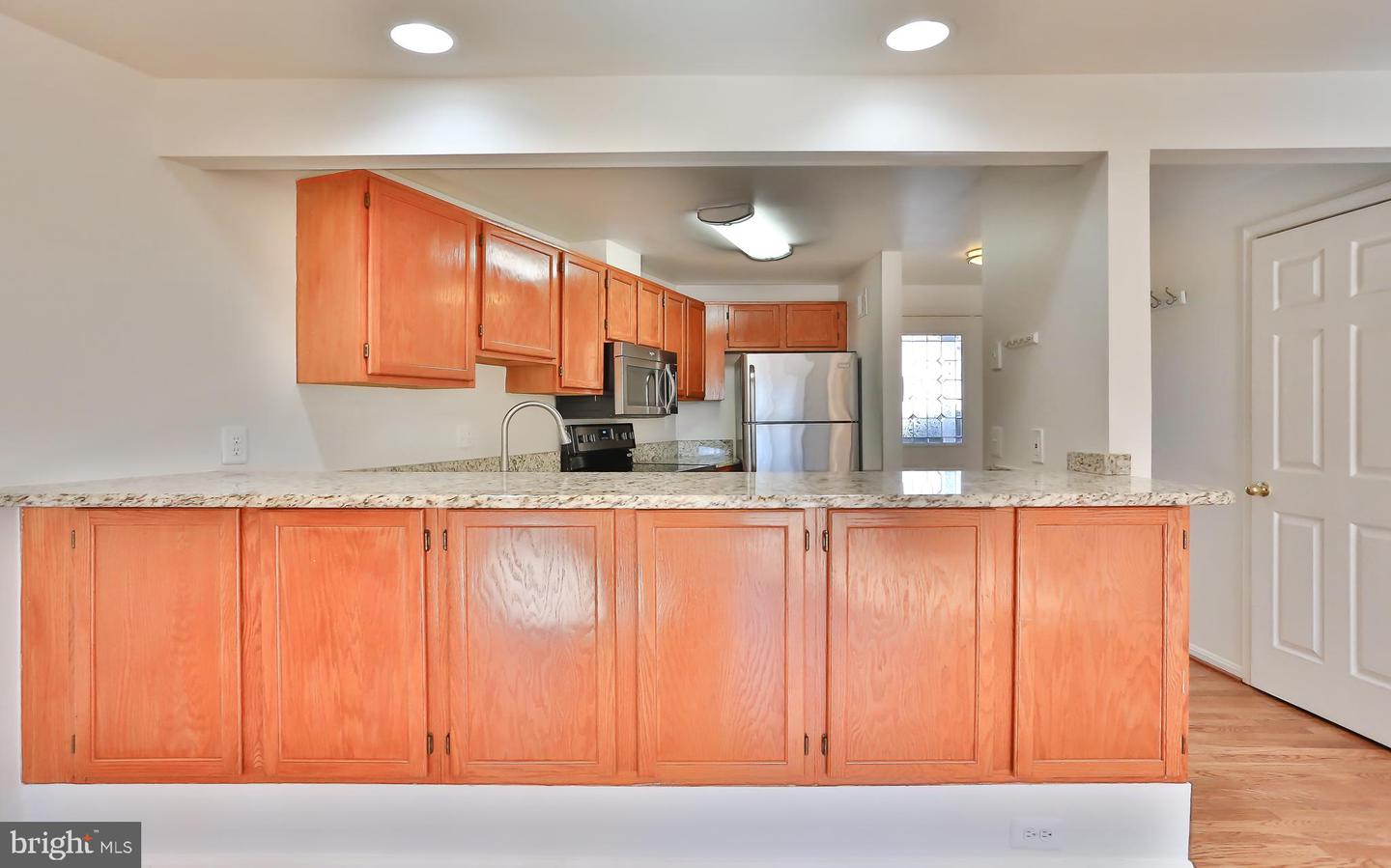 5837 NORHAM DR, ALEXANDRIA, Virginia 22315, 2 Bedrooms Bedrooms, ,2 BathroomsBathrooms,Residential,For sale,5837 NORHAM DR,VAFX2292136 MLS # VAFX2292136