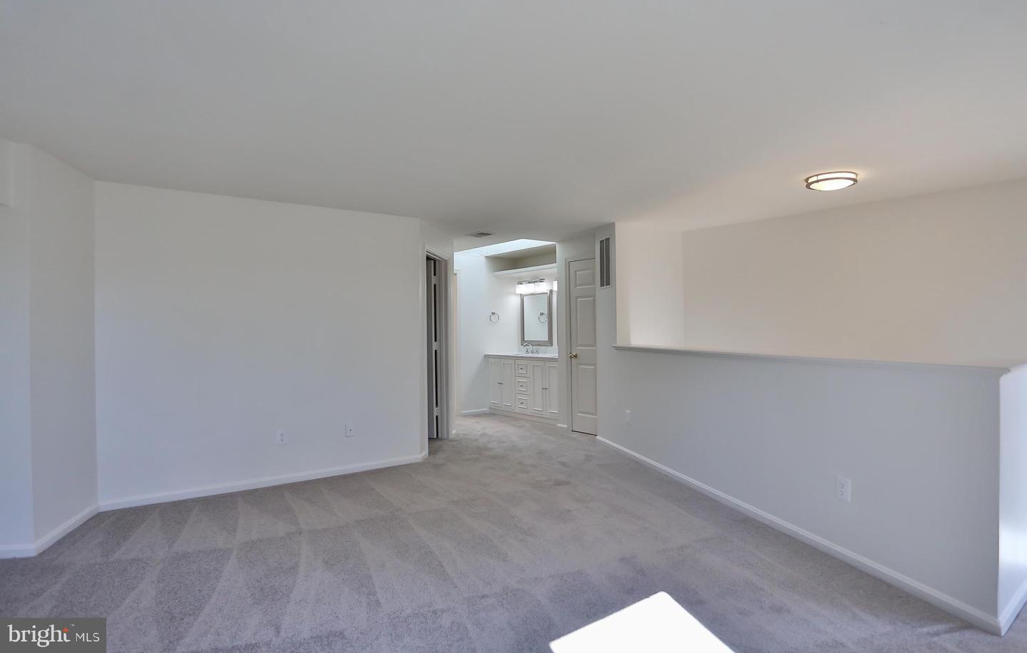 5837 NORHAM DR, ALEXANDRIA, Virginia 22315, 2 Bedrooms Bedrooms, ,2 BathroomsBathrooms,Residential,For sale,5837 NORHAM DR,VAFX2292136 MLS # VAFX2292136