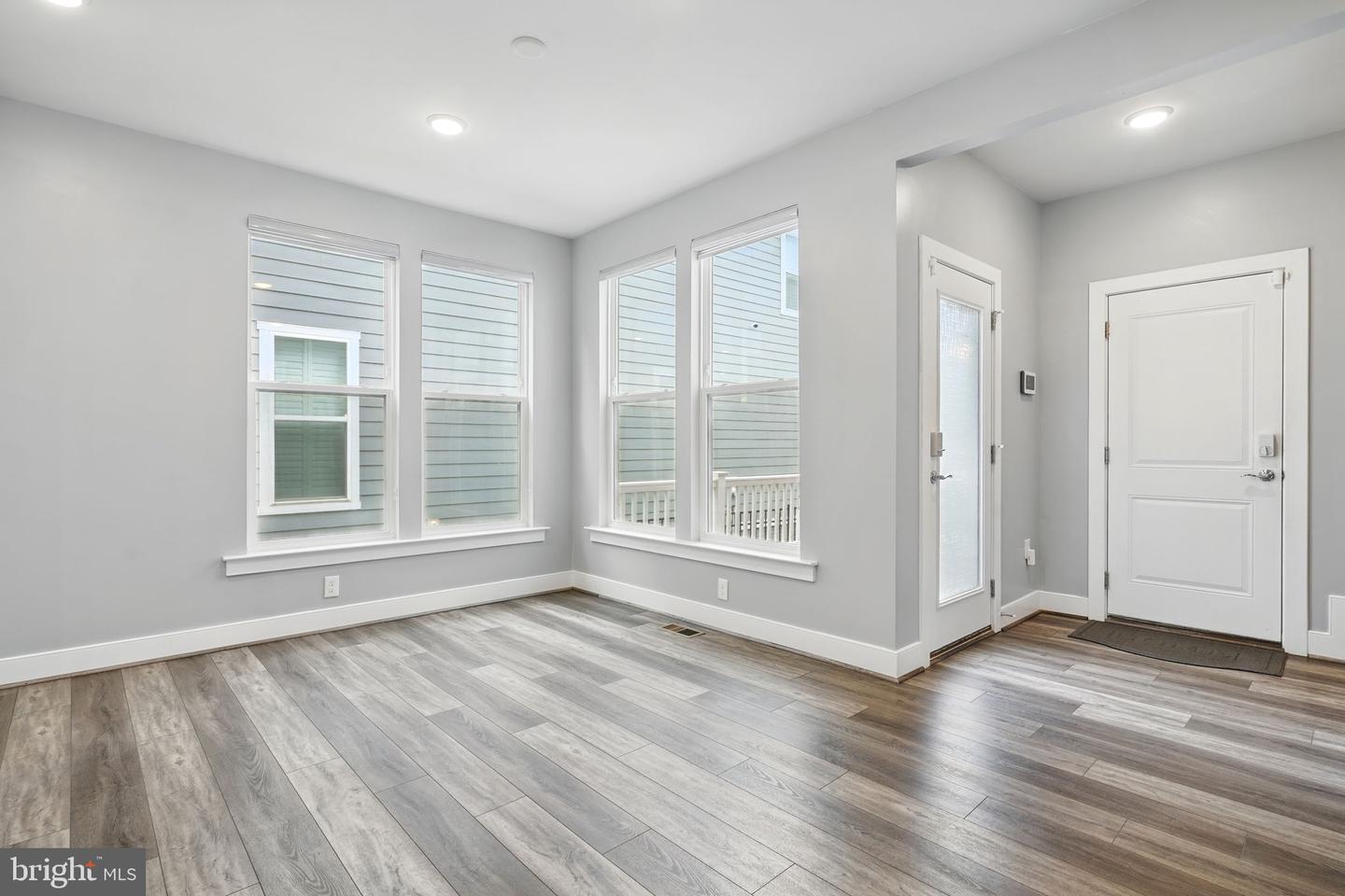 1843 MAGNOLIA FRUIT DR, DUMFRIES, Virginia 22026, 7 Bedrooms Bedrooms, ,6 BathroomsBathrooms,Residential,For sale,1843 MAGNOLIA FRUIT DR,VAPW2113038 MLS # VAPW2113038