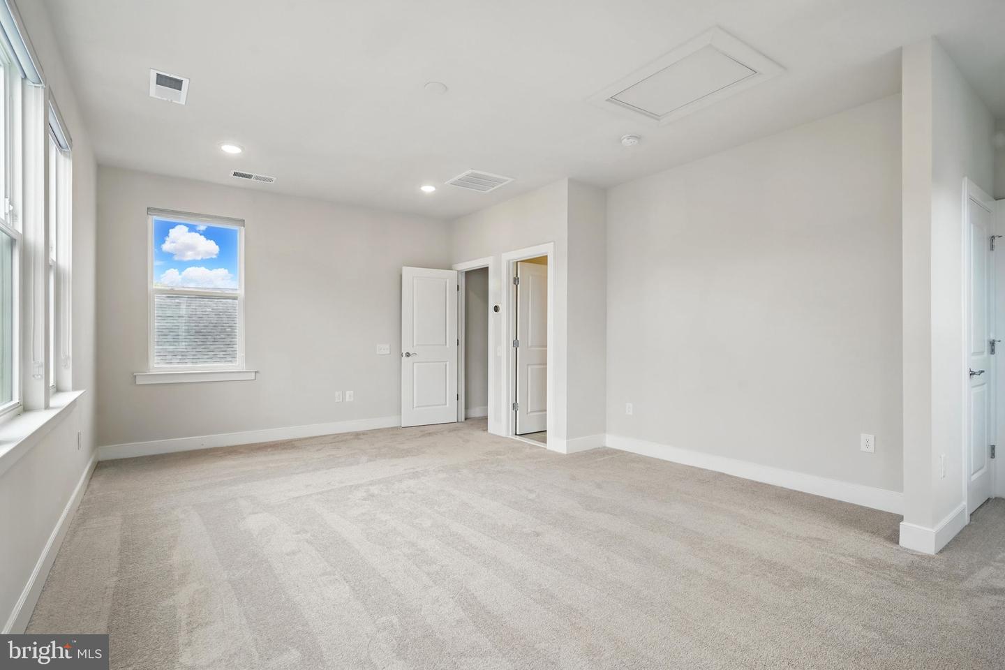 1843 MAGNOLIA FRUIT DR, DUMFRIES, Virginia 22026, 7 Bedrooms Bedrooms, ,6 BathroomsBathrooms,Residential,For sale,1843 MAGNOLIA FRUIT DR,VAPW2113038 MLS # VAPW2113038