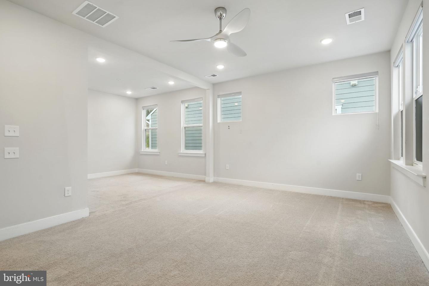 1843 MAGNOLIA FRUIT DR, DUMFRIES, Virginia 22026, 7 Bedrooms Bedrooms, ,6 BathroomsBathrooms,Residential,For sale,1843 MAGNOLIA FRUIT DR,VAPW2113038 MLS # VAPW2113038