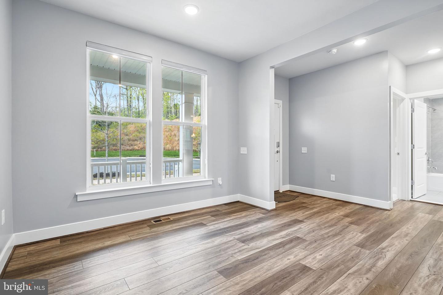 1843 MAGNOLIA FRUIT DR, DUMFRIES, Virginia 22026, 7 Bedrooms Bedrooms, ,6 BathroomsBathrooms,Residential,For sale,1843 MAGNOLIA FRUIT DR,VAPW2113038 MLS # VAPW2113038