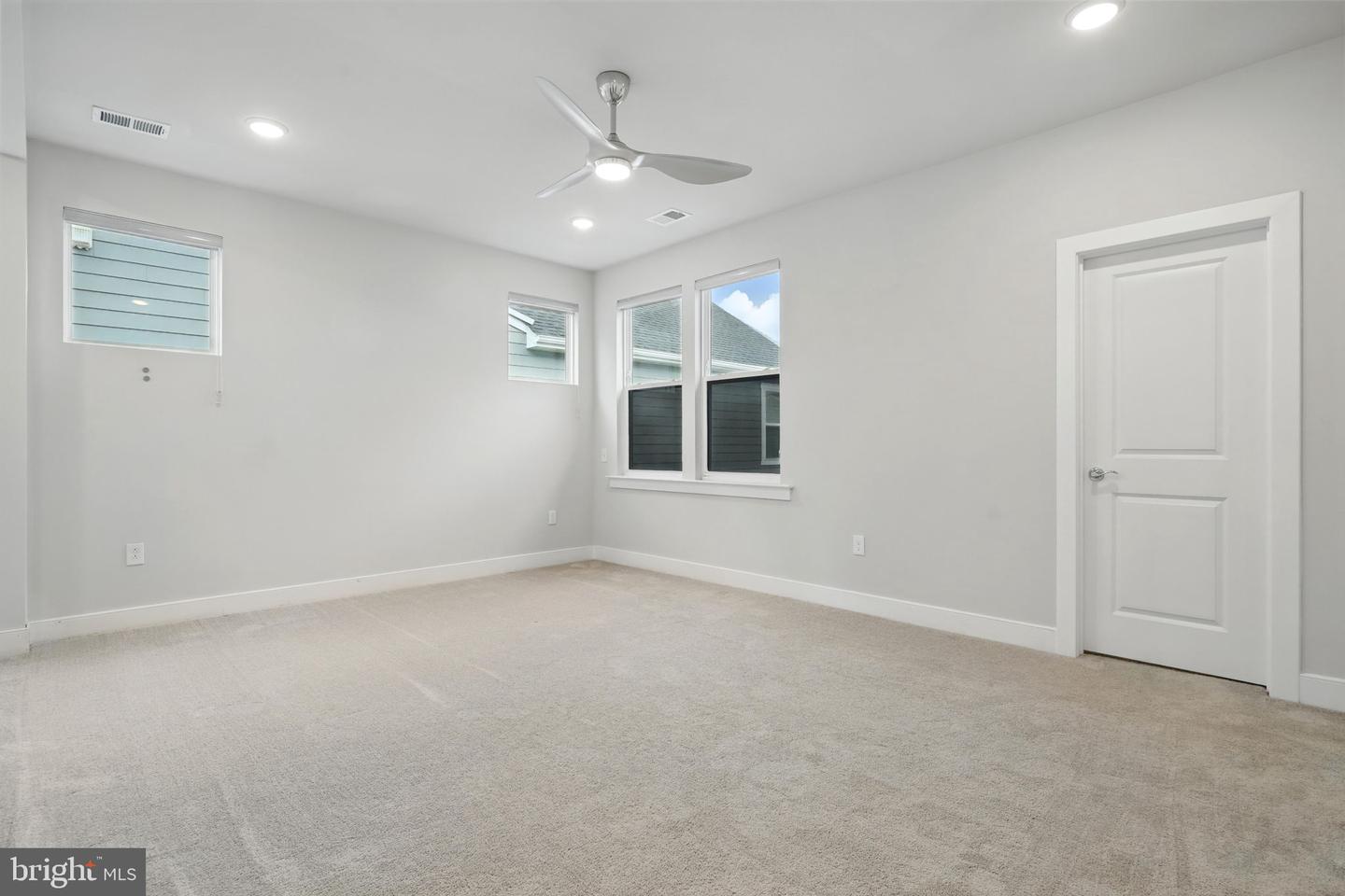 1843 MAGNOLIA FRUIT DR, DUMFRIES, Virginia 22026, 7 Bedrooms Bedrooms, ,6 BathroomsBathrooms,Residential,For sale,1843 MAGNOLIA FRUIT DR,VAPW2113038 MLS # VAPW2113038