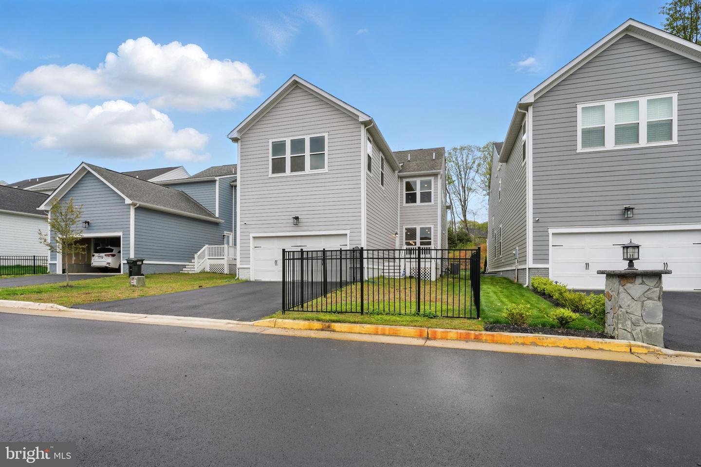 1843 MAGNOLIA FRUIT DR, DUMFRIES, Virginia 22026, 7 Bedrooms Bedrooms, ,6 BathroomsBathrooms,Residential,For sale,1843 MAGNOLIA FRUIT DR,VAPW2113038 MLS # VAPW2113038