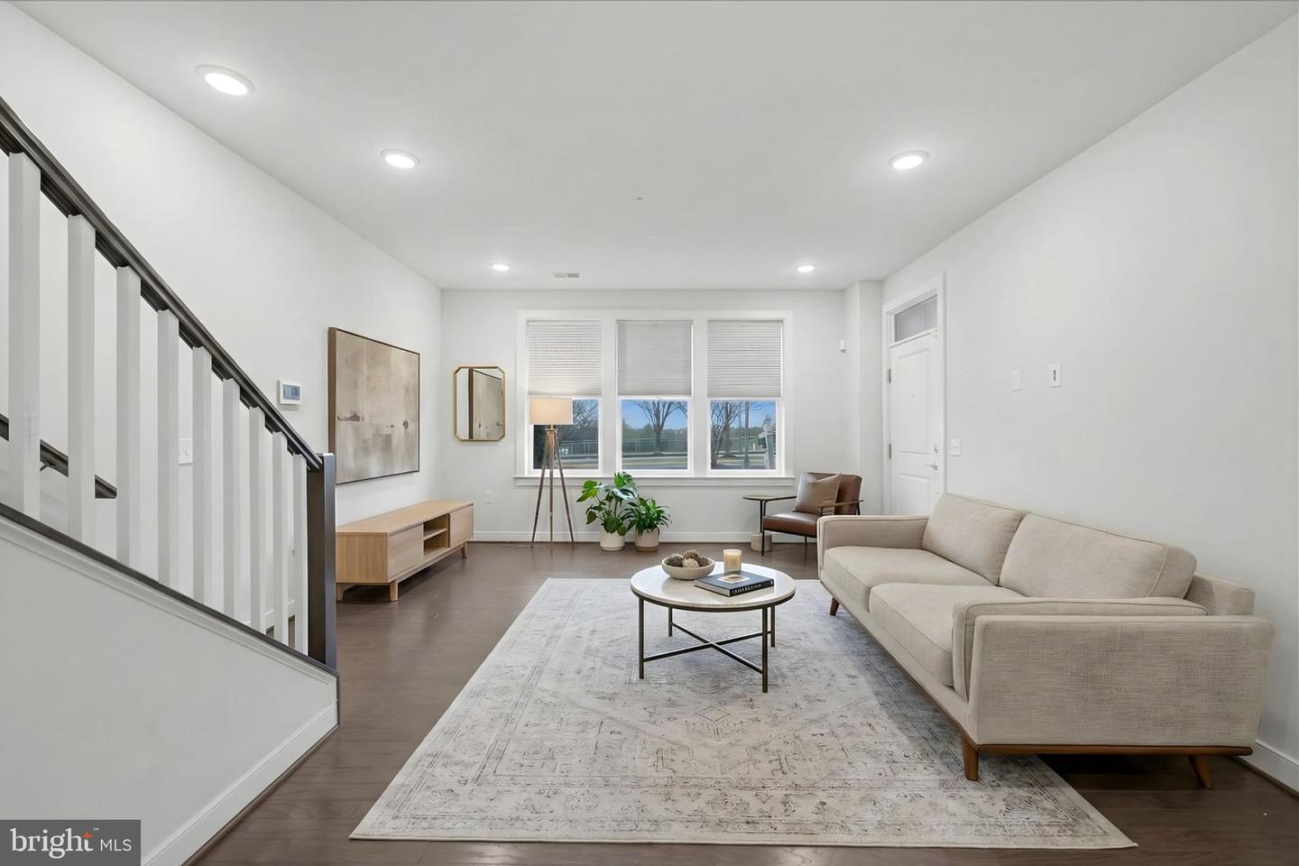 13334 ARROWBROOK CENTRE DR #112, HERNDON, Virginia 20171, 3 Bedrooms Bedrooms, ,2 BathroomsBathrooms,Residential,For sale,13334 ARROWBROOK CENTRE DR #112,VAFX2292286 MLS # VAFX2292286