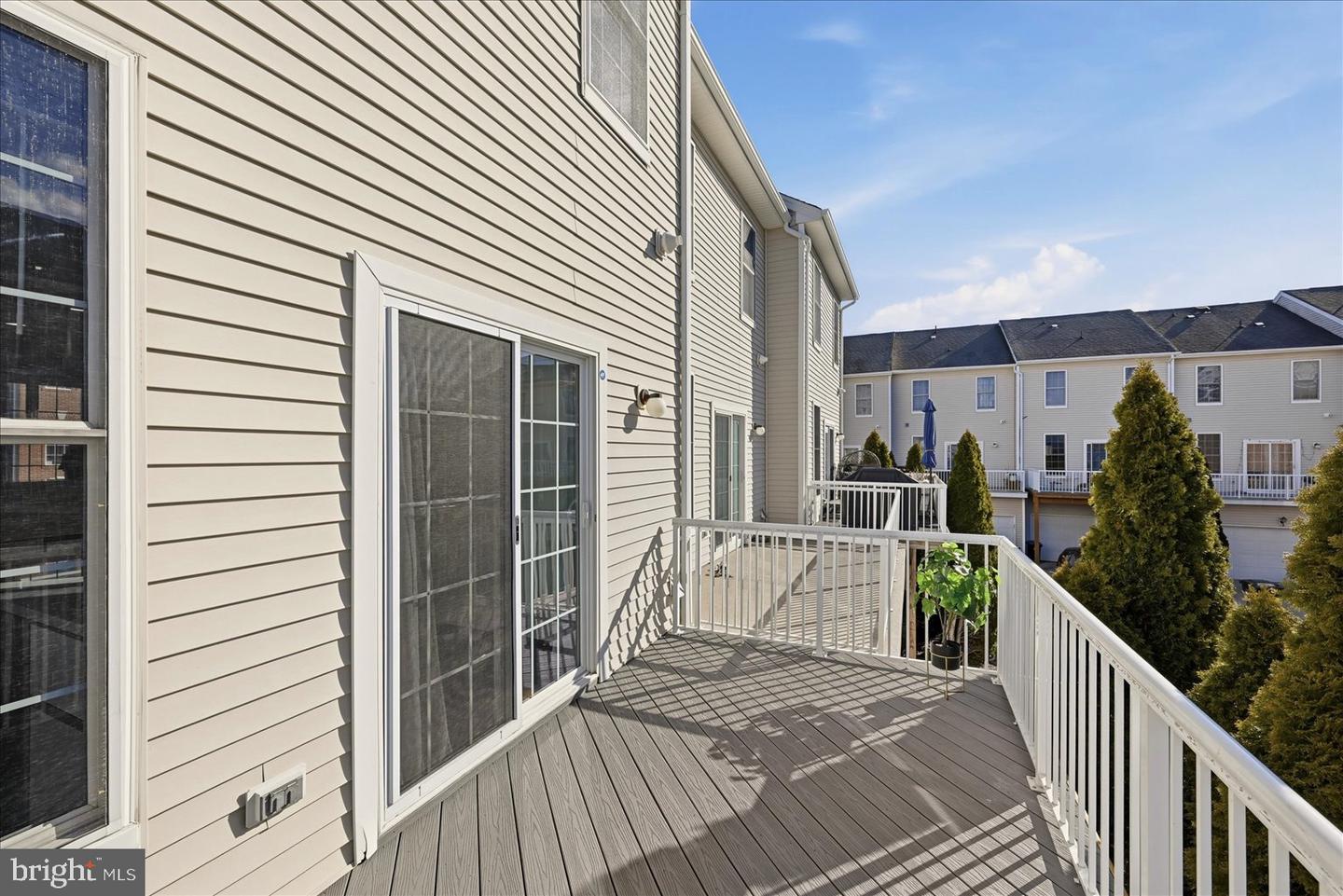 42811 SYKES TER, CHANTILLY, Virginia 20152, 4 Bedrooms Bedrooms, ,2 BathroomsBathrooms,Residential,For sale,42811 SYKES TER,VALO2116496 MLS # VALO2116496