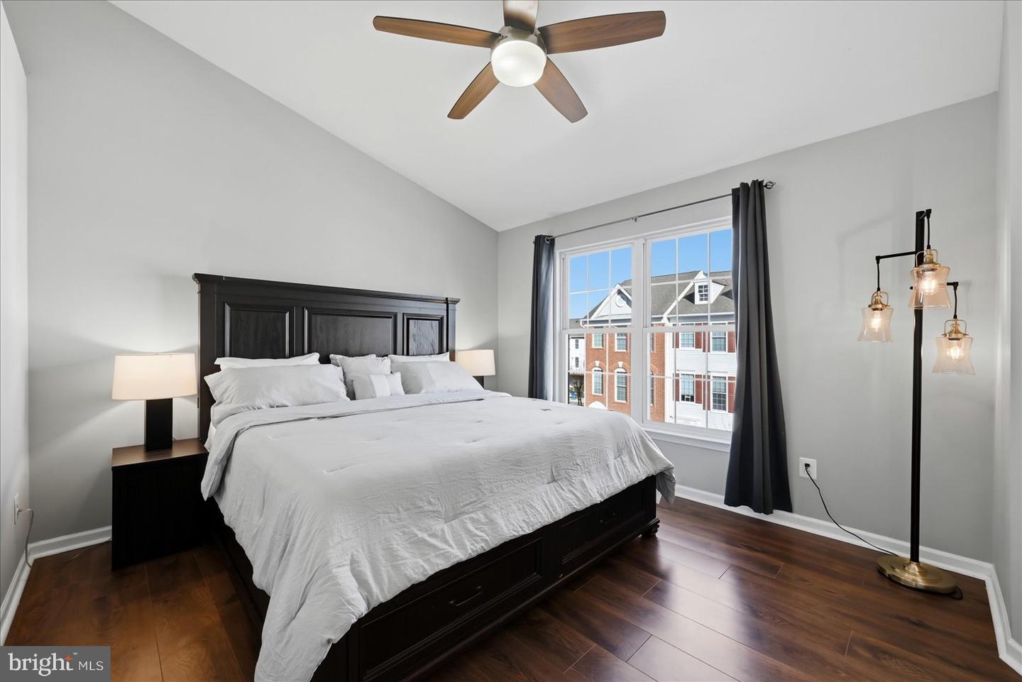 42811 SYKES TER, CHANTILLY, Virginia 20152, 4 Bedrooms Bedrooms, ,2 BathroomsBathrooms,Residential,For sale,42811 SYKES TER,VALO2116496 MLS # VALO2116496