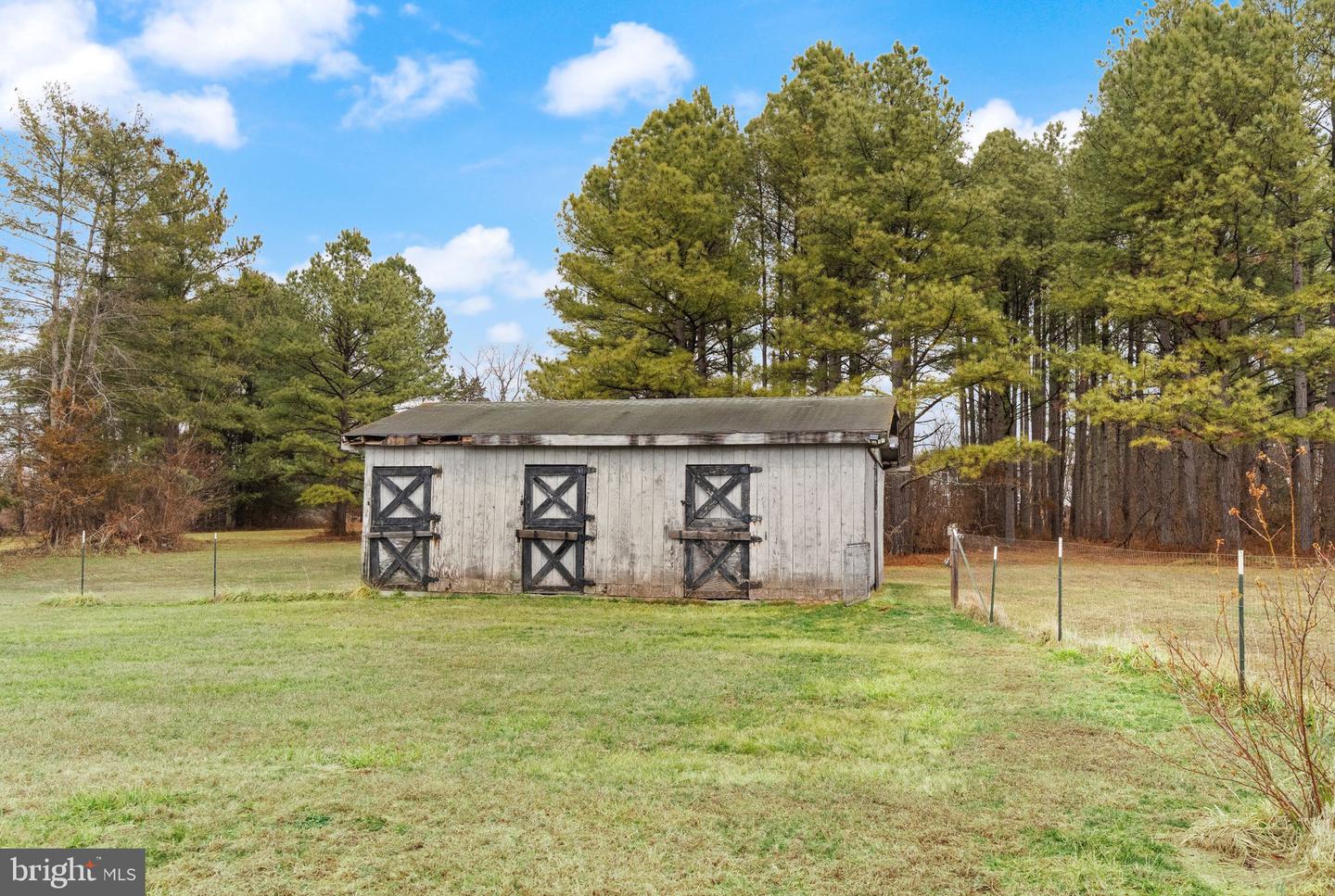 14068 CARRIAGE FORD RD, NOKESVILLE, Virginia 20181, 3 Bedrooms Bedrooms, ,2 BathroomsBathrooms,Residential,For sale,14068 CARRIAGE FORD RD,VAPW2113110 MLS # VAPW2113110