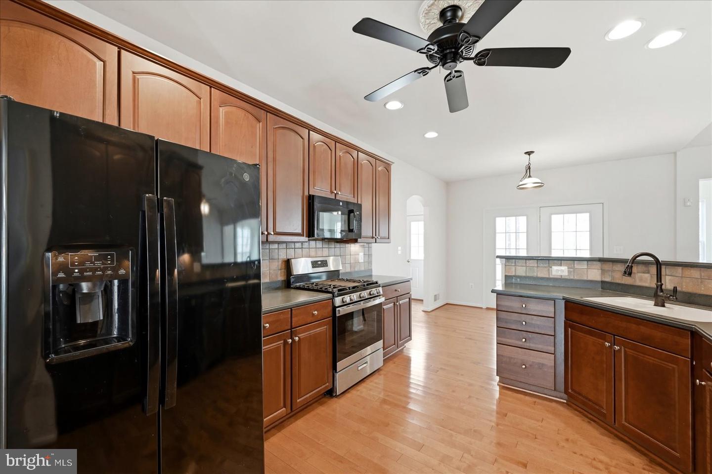 35164 MARSHALL CT, LOCUST GROVE, Virginia 22508, 3 Bedrooms Bedrooms, ,3 BathroomsBathrooms,Residential,For sale,35164 MARSHALL CT,VAOR2013402 MLS # VAOR2013402