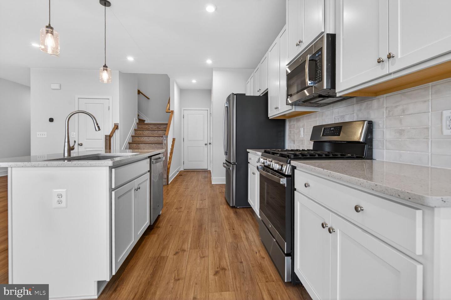 153 LEATHER FLOWER DR, LAKE FREDERICK, Virginia 22630, 4 Bedrooms Bedrooms, ,3 BathroomsBathrooms,Residential,For sale,153 LEATHER FLOWER DR,VAFV2039754 MLS # VAFV2039754