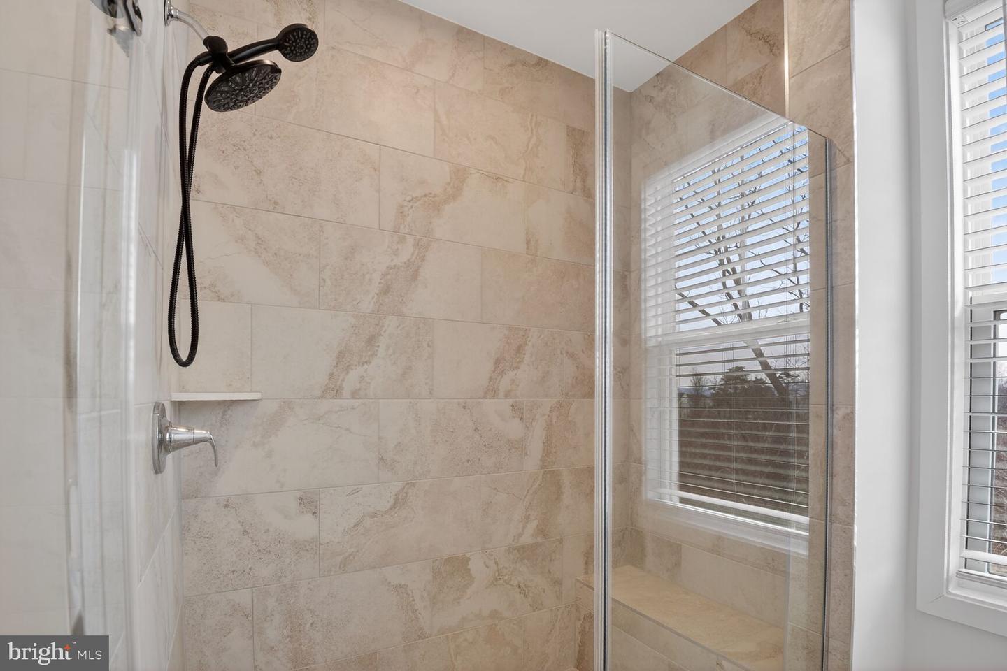 153 LEATHER FLOWER DR, LAKE FREDERICK, Virginia 22630, 4 Bedrooms Bedrooms, ,3 BathroomsBathrooms,Residential,For sale,153 LEATHER FLOWER DR,VAFV2039754 MLS # VAFV2039754