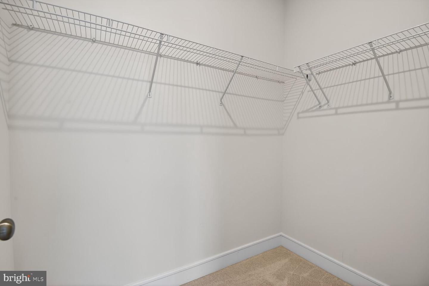 153 LEATHER FLOWER DR, LAKE FREDERICK, Virginia 22630, 4 Bedrooms Bedrooms, ,3 BathroomsBathrooms,Residential,For sale,153 LEATHER FLOWER DR,VAFV2039754 MLS # VAFV2039754