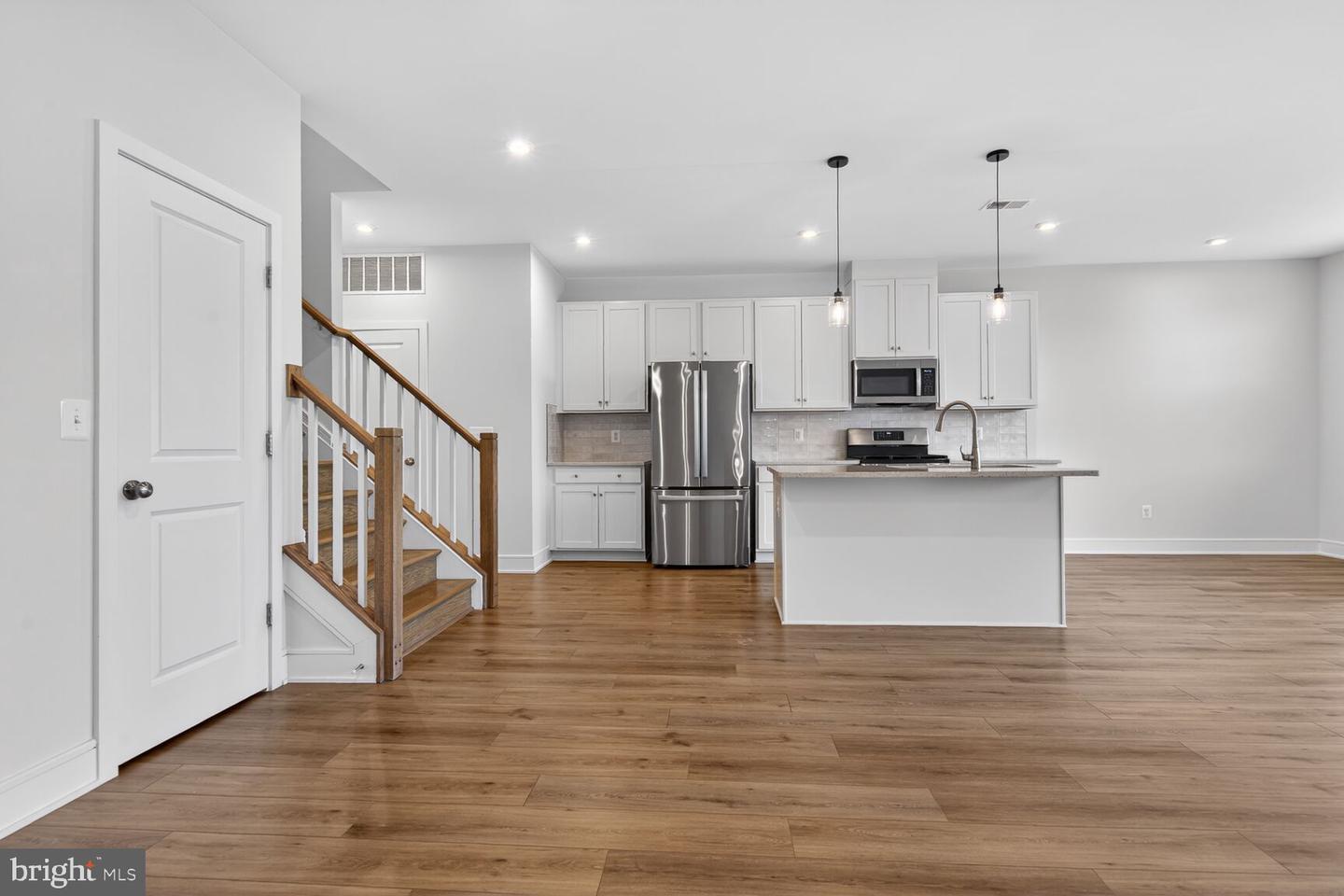 153 LEATHER FLOWER DR, LAKE FREDERICK, Virginia 22630, 4 Bedrooms Bedrooms, ,3 BathroomsBathrooms,Residential,For sale,153 LEATHER FLOWER DR,VAFV2039754 MLS # VAFV2039754