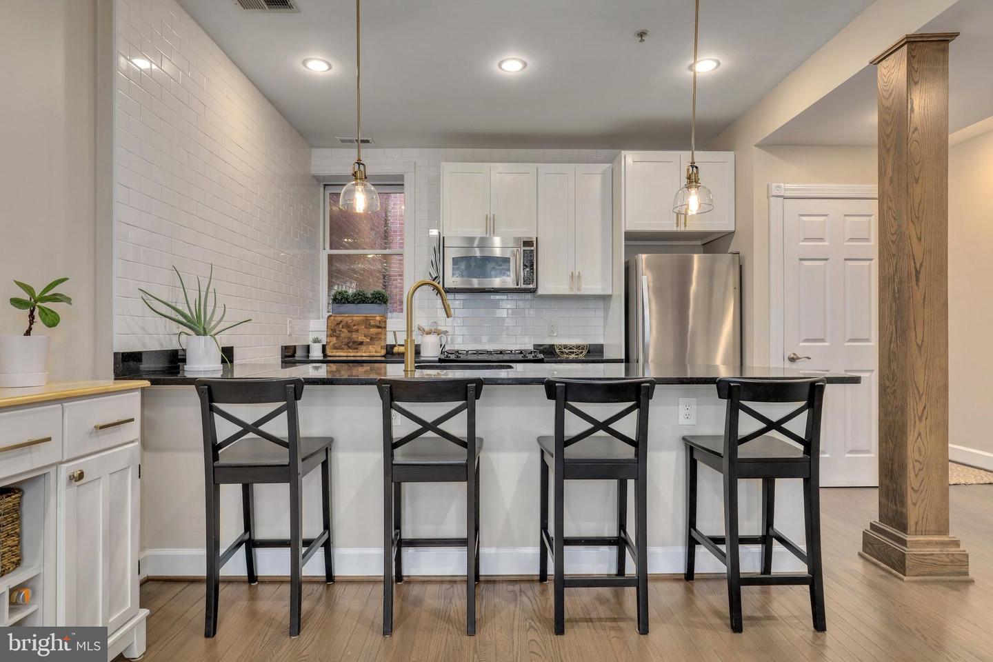 1747 WILLARD ST NW #2, WASHINGTON, District Of Columbia 20009, 2 Bedrooms Bedrooms, ,2 BathroomsBathrooms,Residential,For sale,1747 WILLARD ST NW #2,DCDC2247584 MLS # DCDC2247584