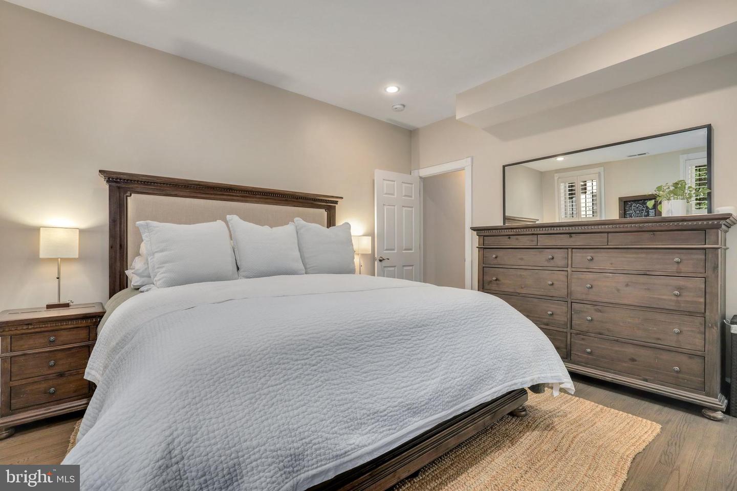 1747 WILLARD ST NW #2, WASHINGTON, District Of Columbia 20009, 2 Bedrooms Bedrooms, ,2 BathroomsBathrooms,Residential,For sale,1747 WILLARD ST NW #2,DCDC2247584 MLS # DCDC2247584