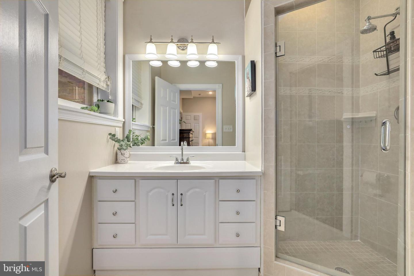 1747 WILLARD ST NW #2, WASHINGTON, District Of Columbia 20009, 2 Bedrooms Bedrooms, ,2 BathroomsBathrooms,Residential,For sale,1747 WILLARD ST NW #2,DCDC2247584 MLS # DCDC2247584