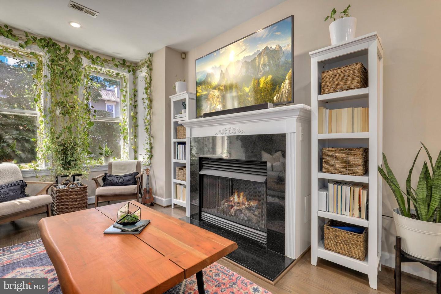 1747 WILLARD ST NW #2, WASHINGTON, District Of Columbia 20009, 2 Bedrooms Bedrooms, ,2 BathroomsBathrooms,Residential,For sale,1747 WILLARD ST NW #2,DCDC2247584 MLS # DCDC2247584