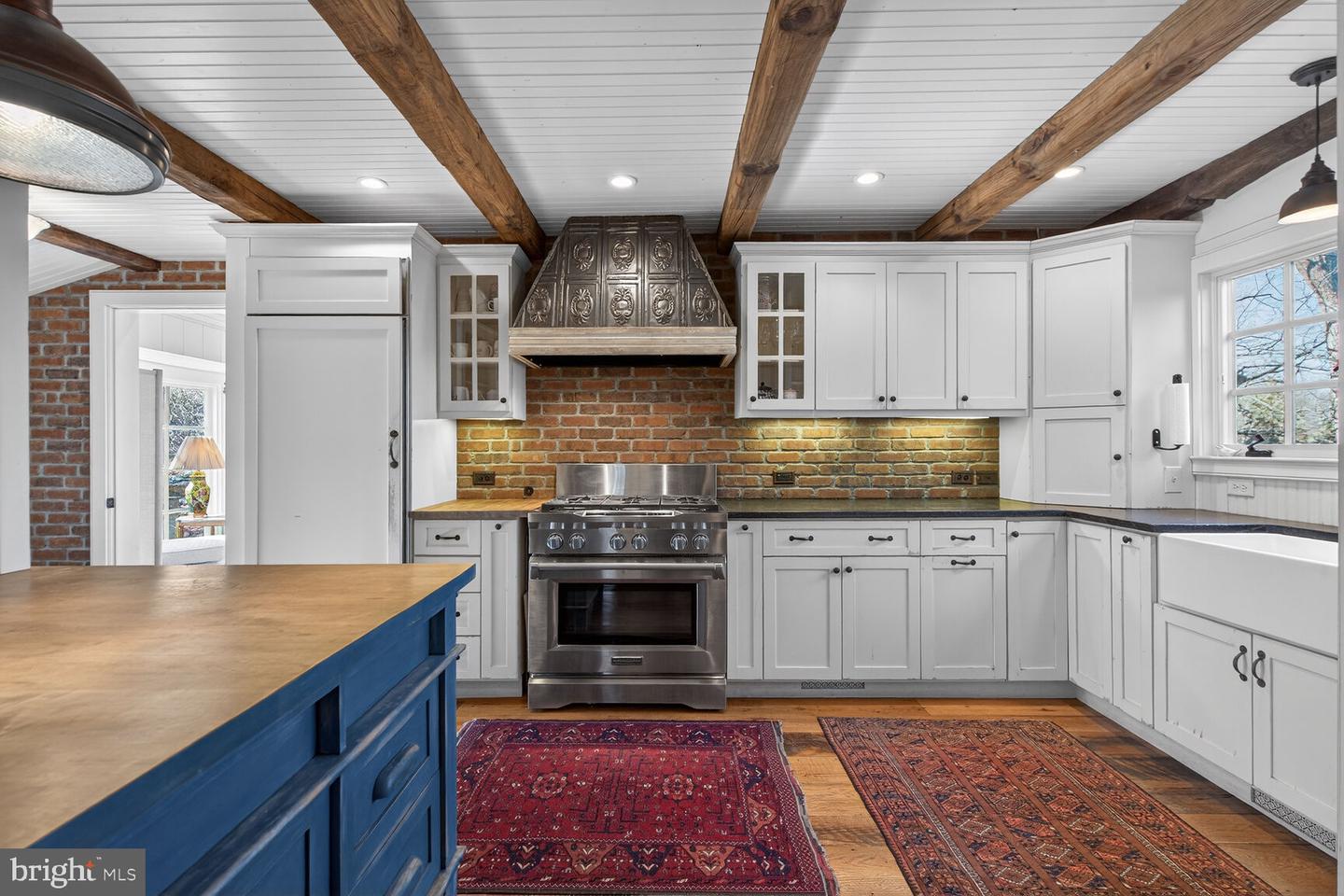 17651 RAVEN ROCKS RD, BLUEMONT, Virginia 20135, 3 Bedrooms Bedrooms, 9 Rooms Rooms,2 BathroomsBathrooms,Residential,For sale,17651 RAVEN ROCKS RD,VACL2006534 MLS # VACL2006534 17651 RAVEN ROCKS RD, BLUEMONT, Virginia 20135, 3 Bedrooms Bedrooms, 9 Rooms Rooms,2 BathroomsBathrooms,Residential,For sale,17651 RAVEN ROCKS RD,VACL2006534 MLS # VACL2006534