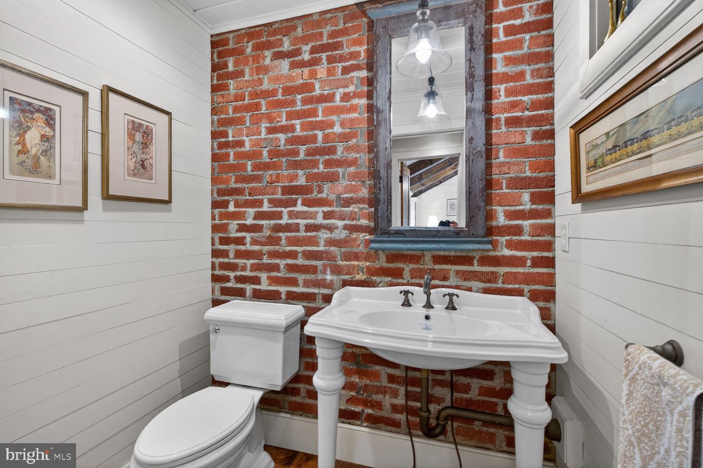 17651 RAVEN ROCKS RD, BLUEMONT, Virginia 20135, 3 Bedrooms Bedrooms, 9 Rooms Rooms,2 BathroomsBathrooms,Residential,For sale,17651 RAVEN ROCKS RD,VACL2006534 MLS # VACL2006534 17651 RAVEN ROCKS RD, BLUEMONT, Virginia 20135, 3 Bedrooms Bedrooms, 9 Rooms Rooms,2 BathroomsBathrooms,Residential,For sale,17651 RAVEN ROCKS RD,VACL2006534 MLS # VACL2006534