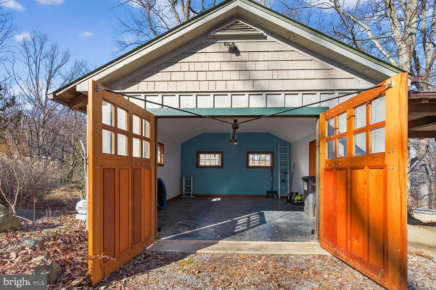 17651 RAVEN ROCKS RD, BLUEMONT, Virginia 20135, 3 Bedrooms Bedrooms, 9 Rooms Rooms,2 BathroomsBathrooms,Residential,For sale,17651 RAVEN ROCKS RD,VACL2006534 MLS # VACL2006534 17651 RAVEN ROCKS RD, BLUEMONT, Virginia 20135, 3 Bedrooms Bedrooms, 9 Rooms Rooms,2 BathroomsBathrooms,Residential,For sale,17651 RAVEN ROCKS RD,VACL2006534 MLS # VACL2006534