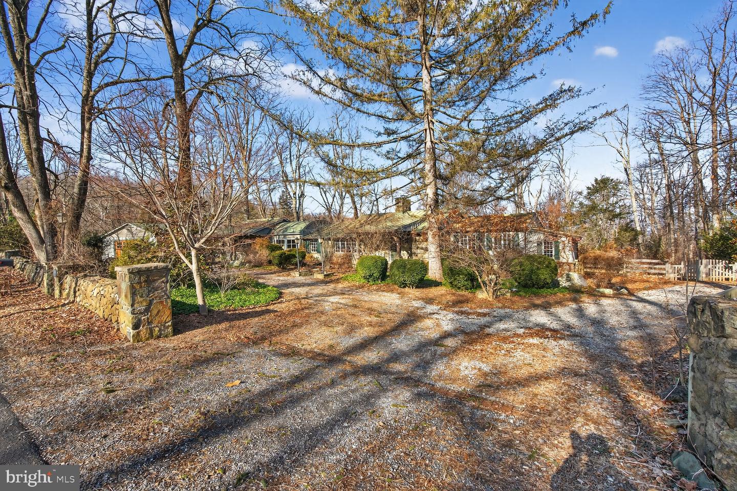 17651 RAVEN ROCKS RD, BLUEMONT, Virginia 20135, 3 Bedrooms Bedrooms, 9 Rooms Rooms,2 BathroomsBathrooms,Residential,For sale,17651 RAVEN ROCKS RD,VACL2006534 MLS # VACL2006534 17651 RAVEN ROCKS RD, BLUEMONT, Virginia 20135, 3 Bedrooms Bedrooms, 9 Rooms Rooms,2 BathroomsBathrooms,Residential,For sale,17651 RAVEN ROCKS RD,VACL2006534 MLS # VACL2006534