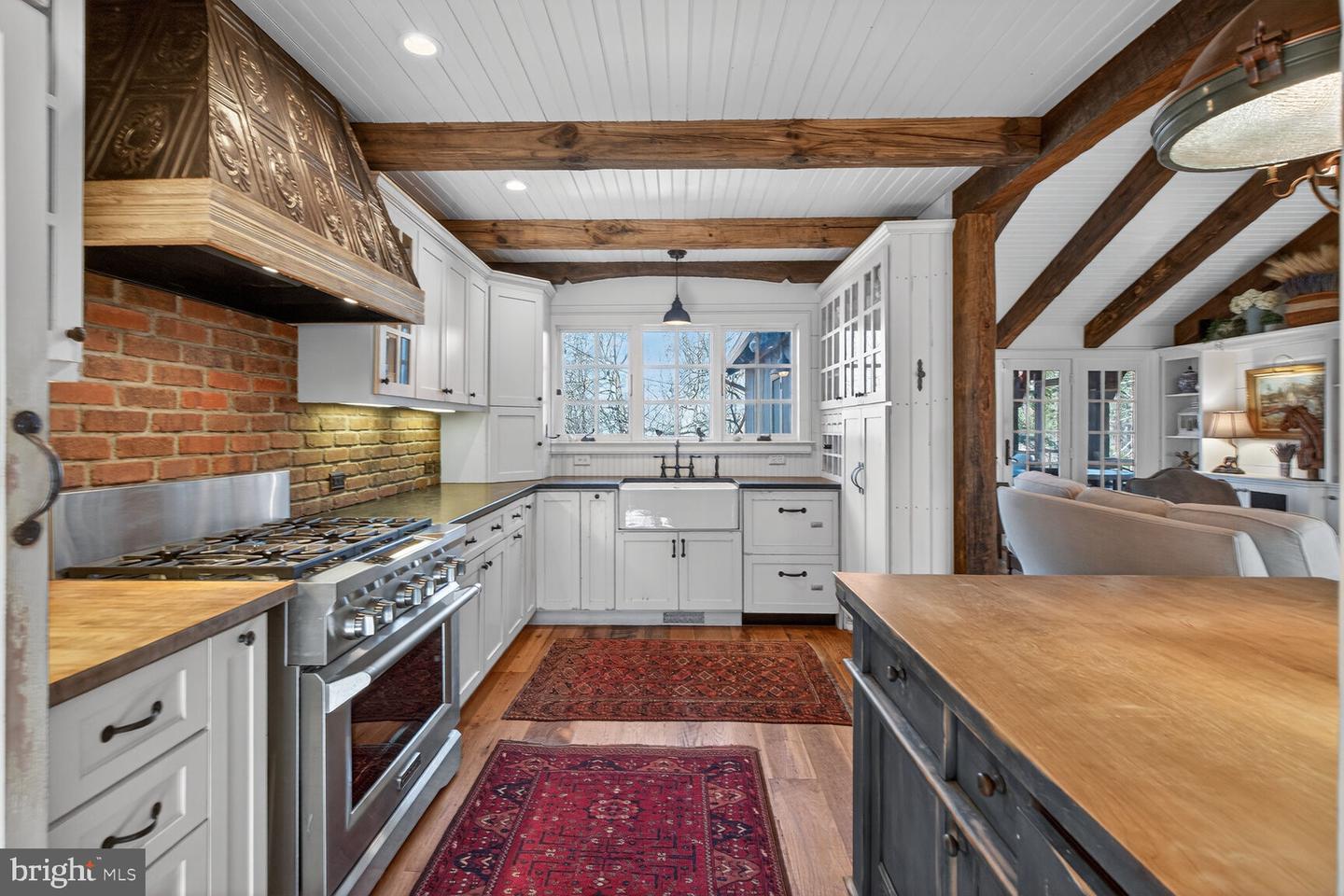 17651 RAVEN ROCKS RD, BLUEMONT, Virginia 20135, 3 Bedrooms Bedrooms, 9 Rooms Rooms,2 BathroomsBathrooms,Residential,For sale,17651 RAVEN ROCKS RD,VACL2006534 MLS # VACL2006534 17651 RAVEN ROCKS RD, BLUEMONT, Virginia 20135, 3 Bedrooms Bedrooms, 9 Rooms Rooms,2 BathroomsBathrooms,Residential,For sale,17651 RAVEN ROCKS RD,VACL2006534 MLS # VACL2006534