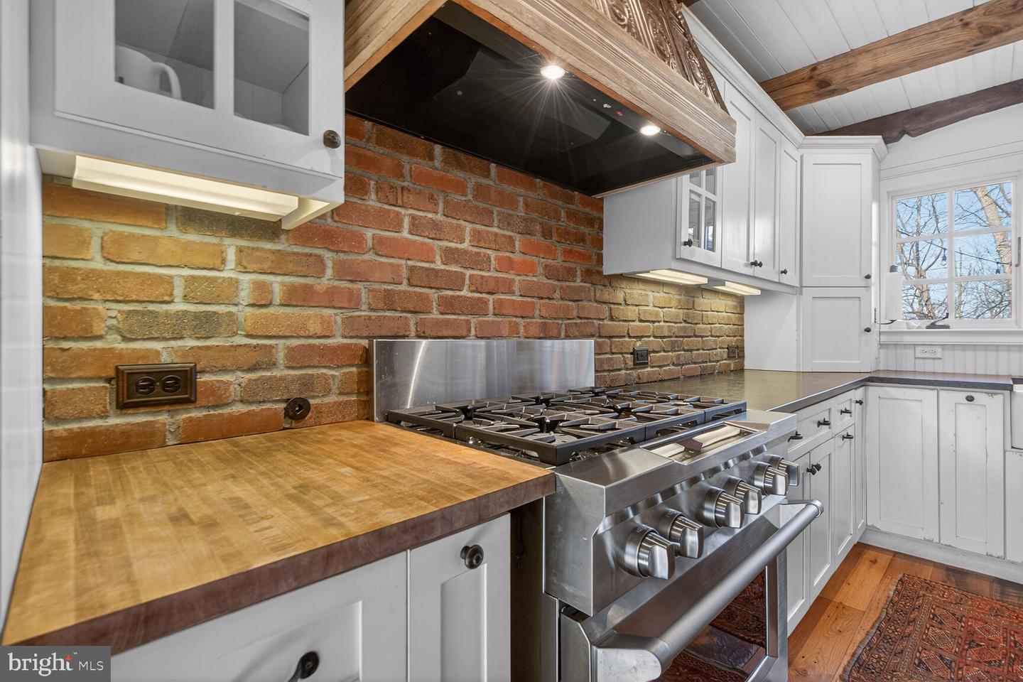 17651 RAVEN ROCKS RD, BLUEMONT, Virginia 20135, 3 Bedrooms Bedrooms, 9 Rooms Rooms,2 BathroomsBathrooms,Residential,For sale,17651 RAVEN ROCKS RD,VACL2006534 MLS # VACL2006534 17651 RAVEN ROCKS RD, BLUEMONT, Virginia 20135, 3 Bedrooms Bedrooms, 9 Rooms Rooms,2 BathroomsBathrooms,Residential,For sale,17651 RAVEN ROCKS RD,VACL2006534 MLS # VACL2006534