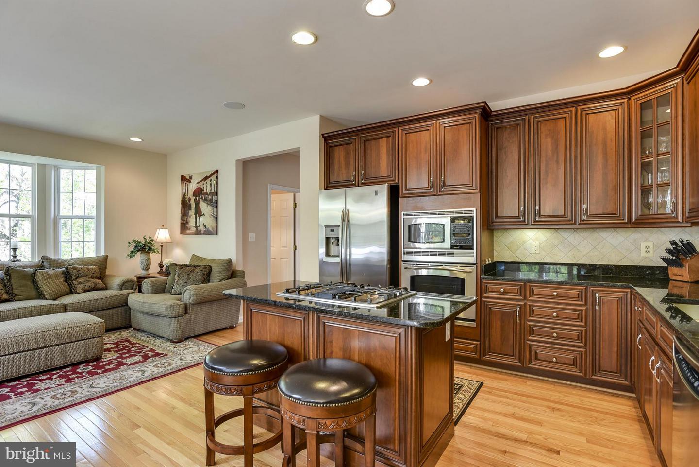 43395 BRIAR CREEK TER, ASHBURN, Virginia 20147, 3 Bedrooms Bedrooms, ,2 BathroomsBathrooms,Residential,For sale,43395 BRIAR CREEK TER,VALO2116672 MLS # VALO2116672