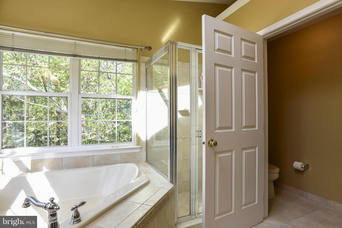 43395 BRIAR CREEK TER, ASHBURN, Virginia 20147, 3 Bedrooms Bedrooms, ,2 BathroomsBathrooms,Residential,For sale,43395 BRIAR CREEK TER,VALO2116672 MLS # VALO2116672