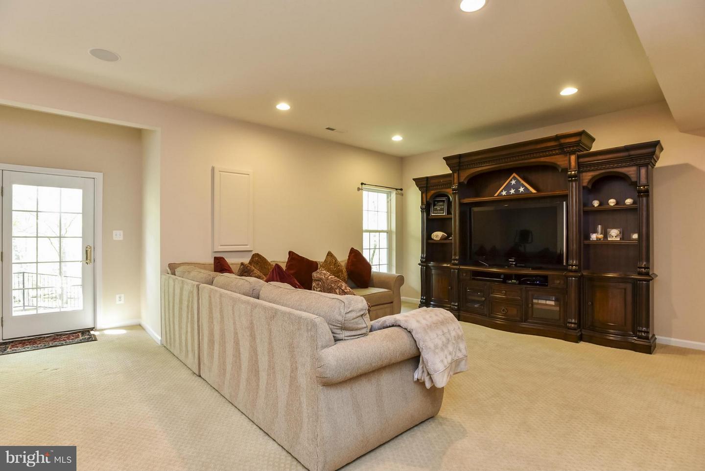 43395 BRIAR CREEK TER, ASHBURN, Virginia 20147, 3 Bedrooms Bedrooms, ,2 BathroomsBathrooms,Residential,For sale,43395 BRIAR CREEK TER,VALO2116672 MLS # VALO2116672